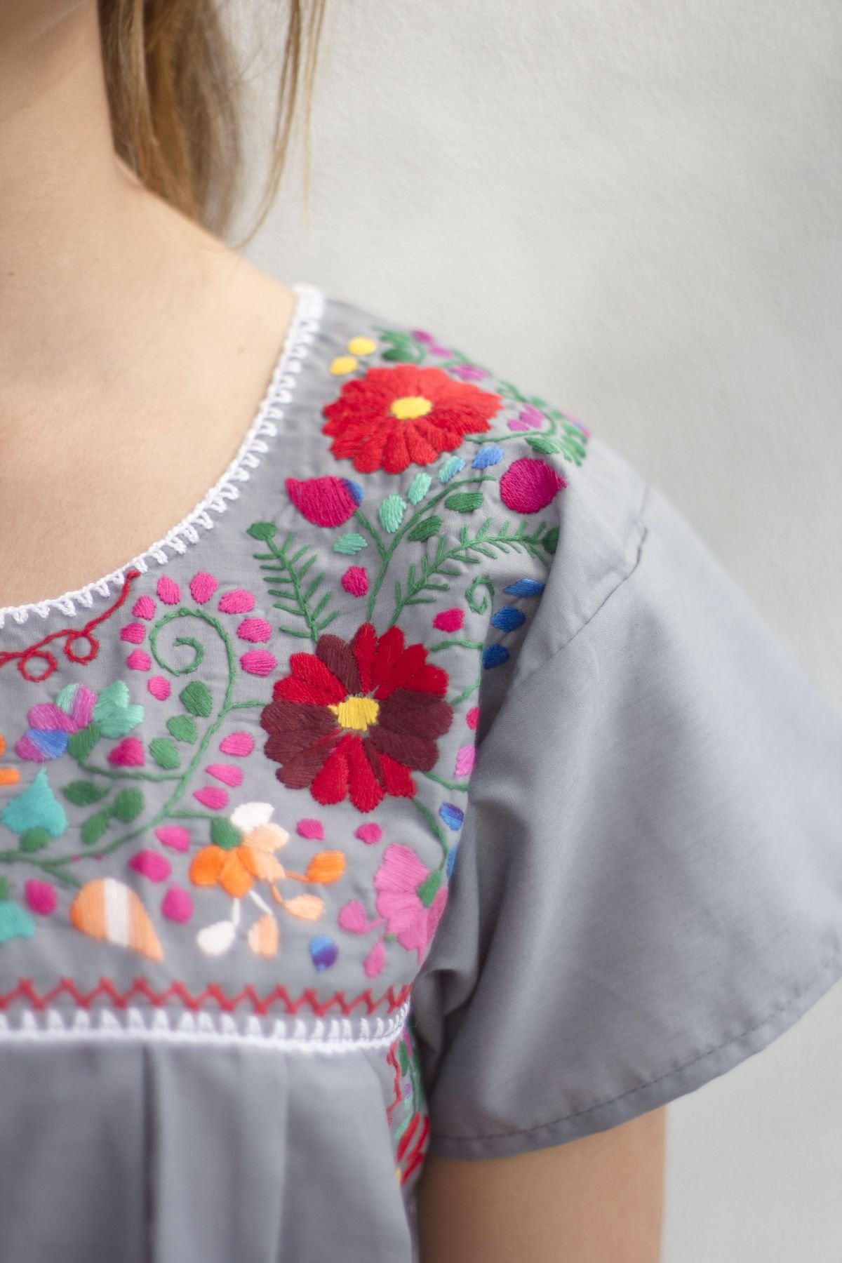 Liliana Cruz Embroidered Mexican Peasant Mini Dress - Floral Summer Dress for Women, Boho Chic Style | Perfect for Beach Vacations, Music Festivals & Date Nights