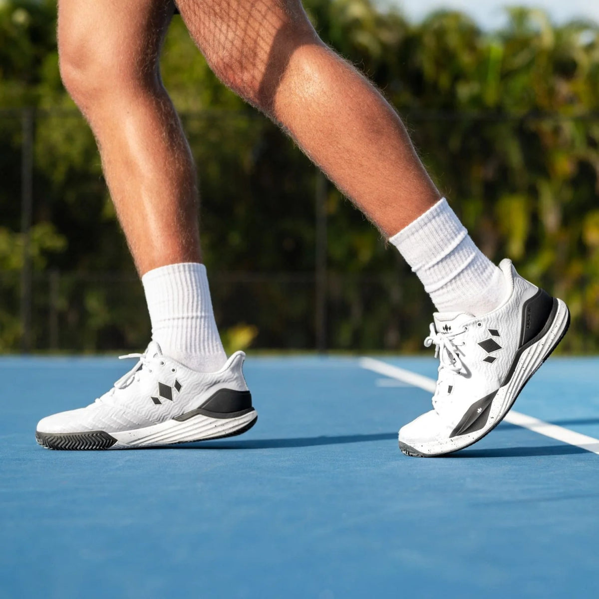 Diadem Court Burst Men's Tennis Shoes - Lightweight Performance Sneakers for Competitive Play & Training - Perfect for Hard Courts & Casual Wear