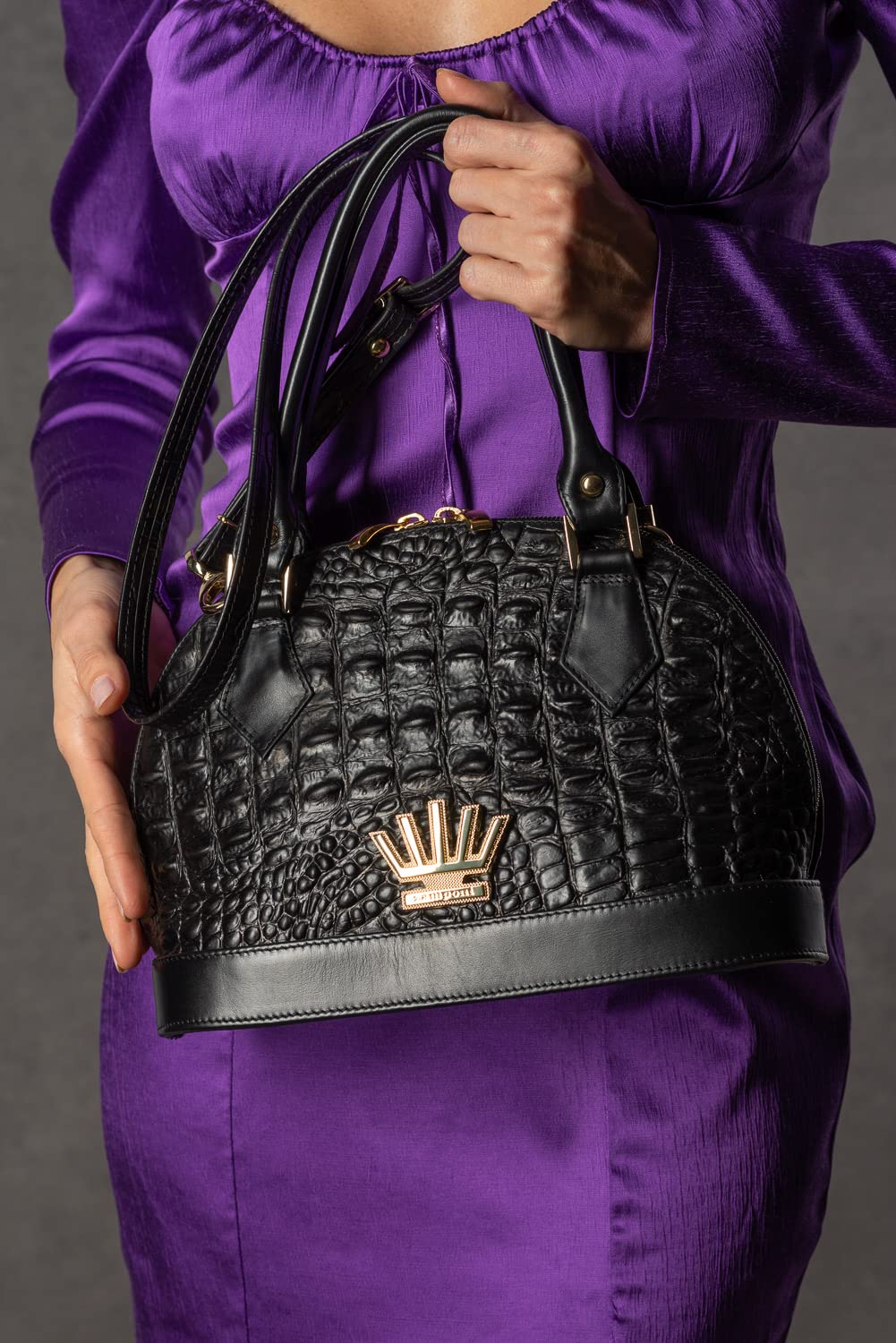 Zamponi Women's Genuine Leather Shoulder Bag - Italian Made Small Crocodile Embossed Handbag for Women - Perfect for Work, Travel & Evening Events - Black