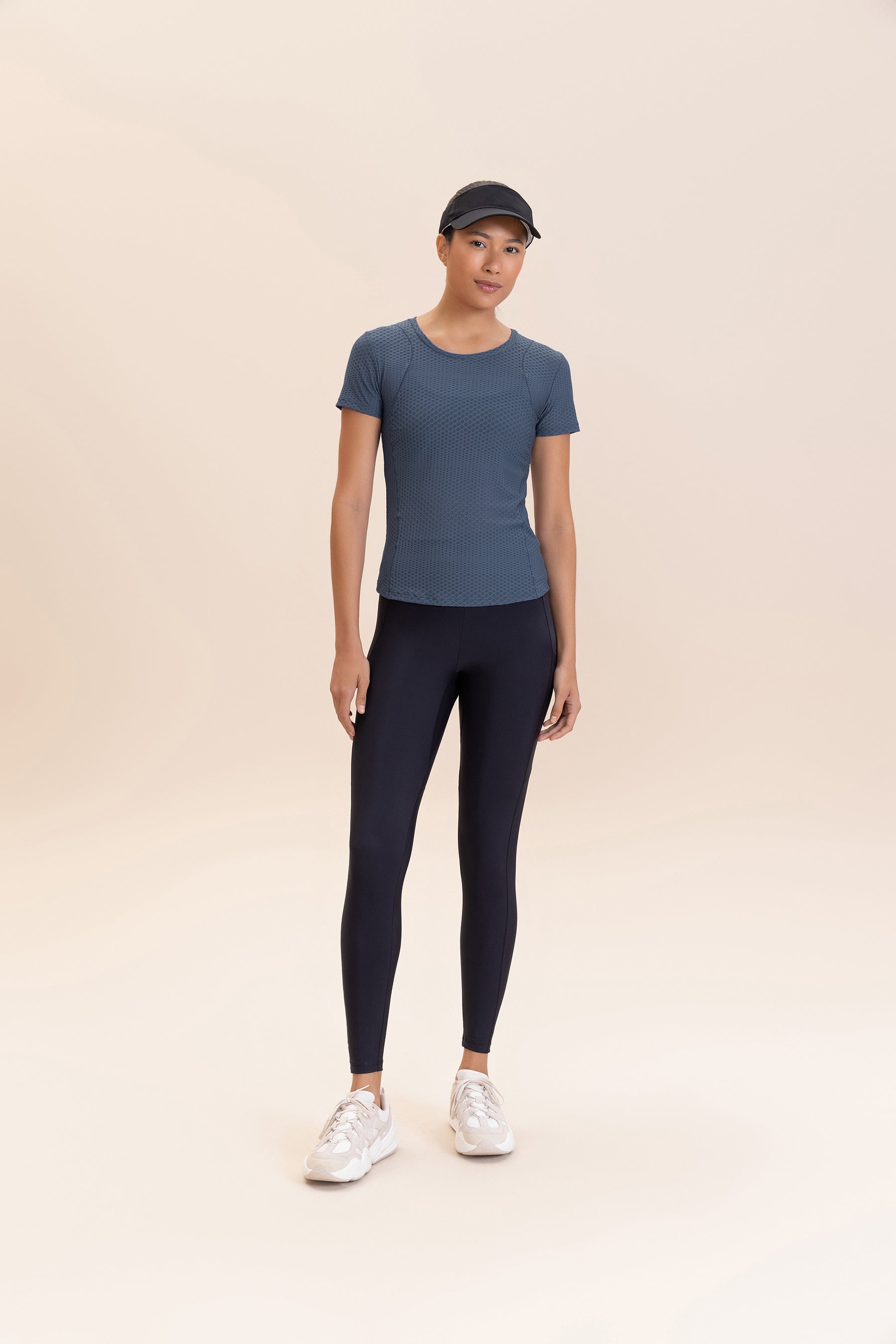 Men's Running T-Shirt 446746 - Lightweight, Breathable & Moisture-Wicking for Jogging, Gym & Outdoor Activities