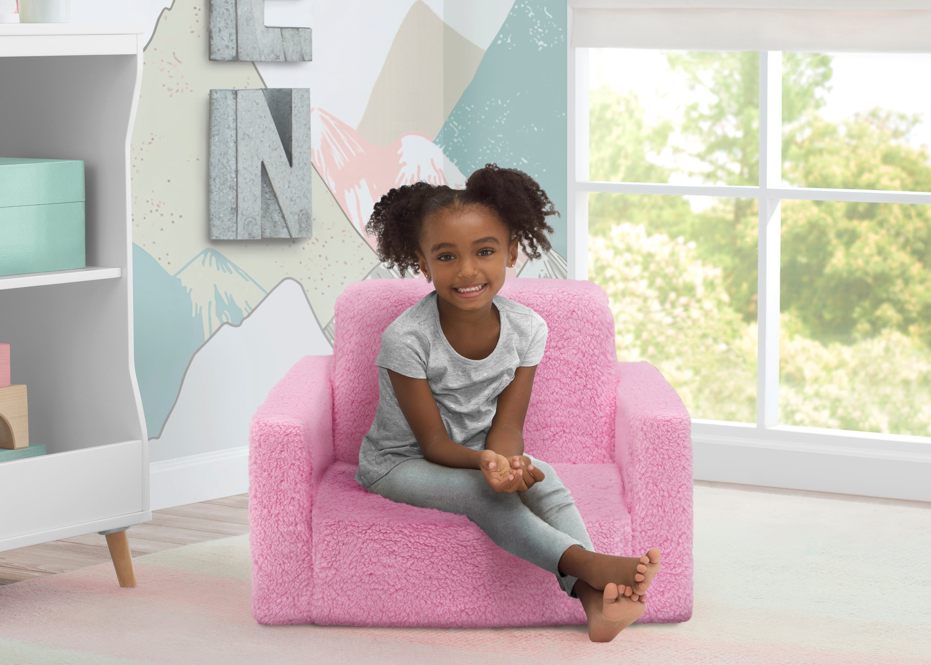 Cozy Flip Out Sherpa 2-in-1 Convertible Kids Chair to Lounger - Soft Plush Convertible Seating for Children's Bedroom, Playroom & Nursery - Perfect for Reading, Relaxing & Playtime