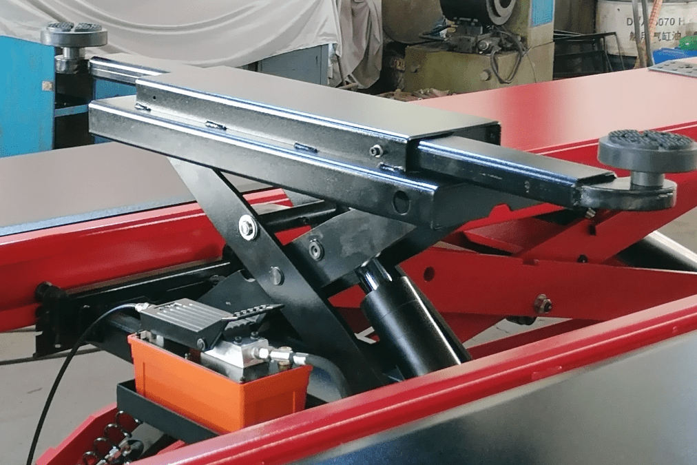 4500 LB Low Profile Rolling Bridge Jack – Heavy Duty Pneumatic Car Hoist for Trucks, SUVs & Sedans | Model 172024 | Ideal for Auto Repair Shops, Home Garages & Professional Mechanics