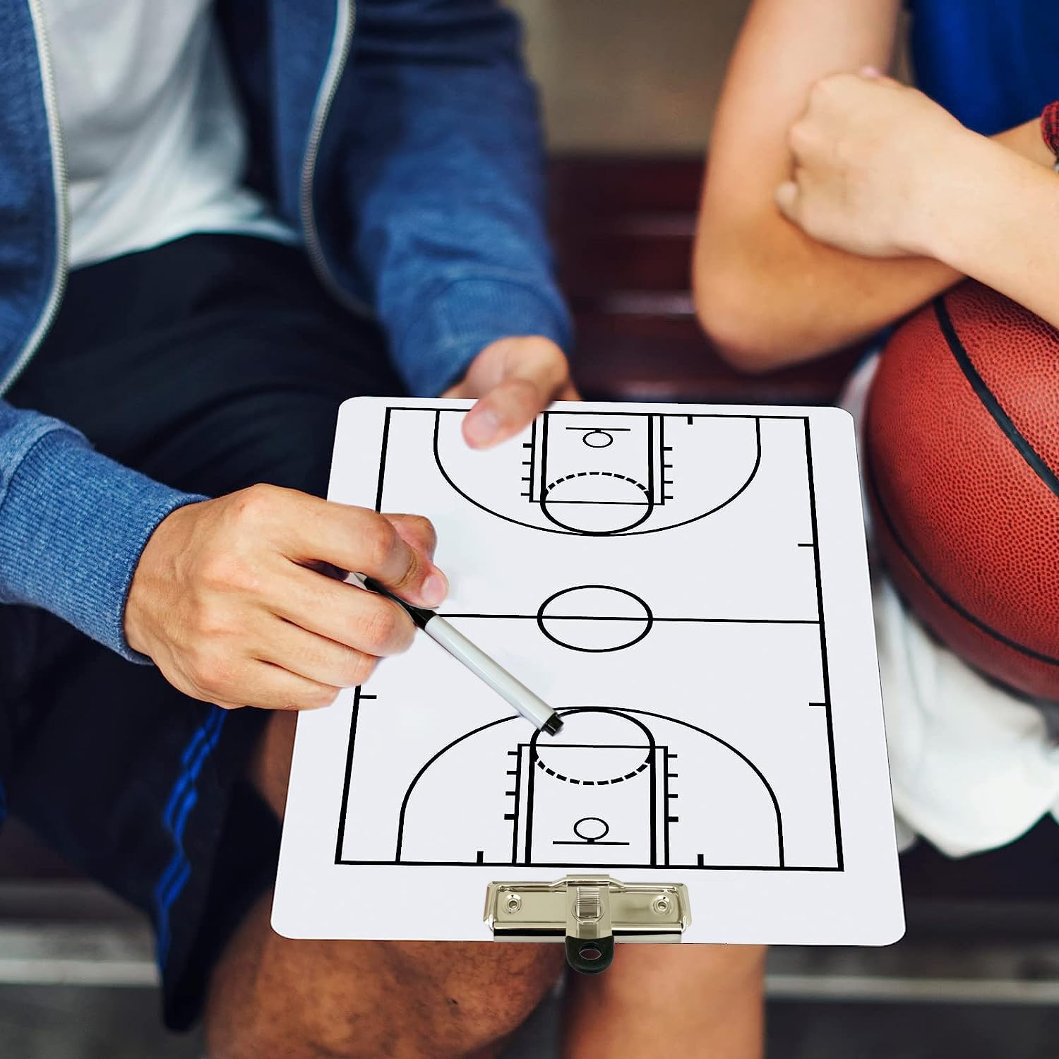 Basketball Coach Clipboard - Double-Sided Dry Erase Whiteboard with Marker Pen | Basketball Coaching Clipboard for Play Diagrams & Game Strategies | Perfect for Coaches, Trainers & Players During Practice & Games