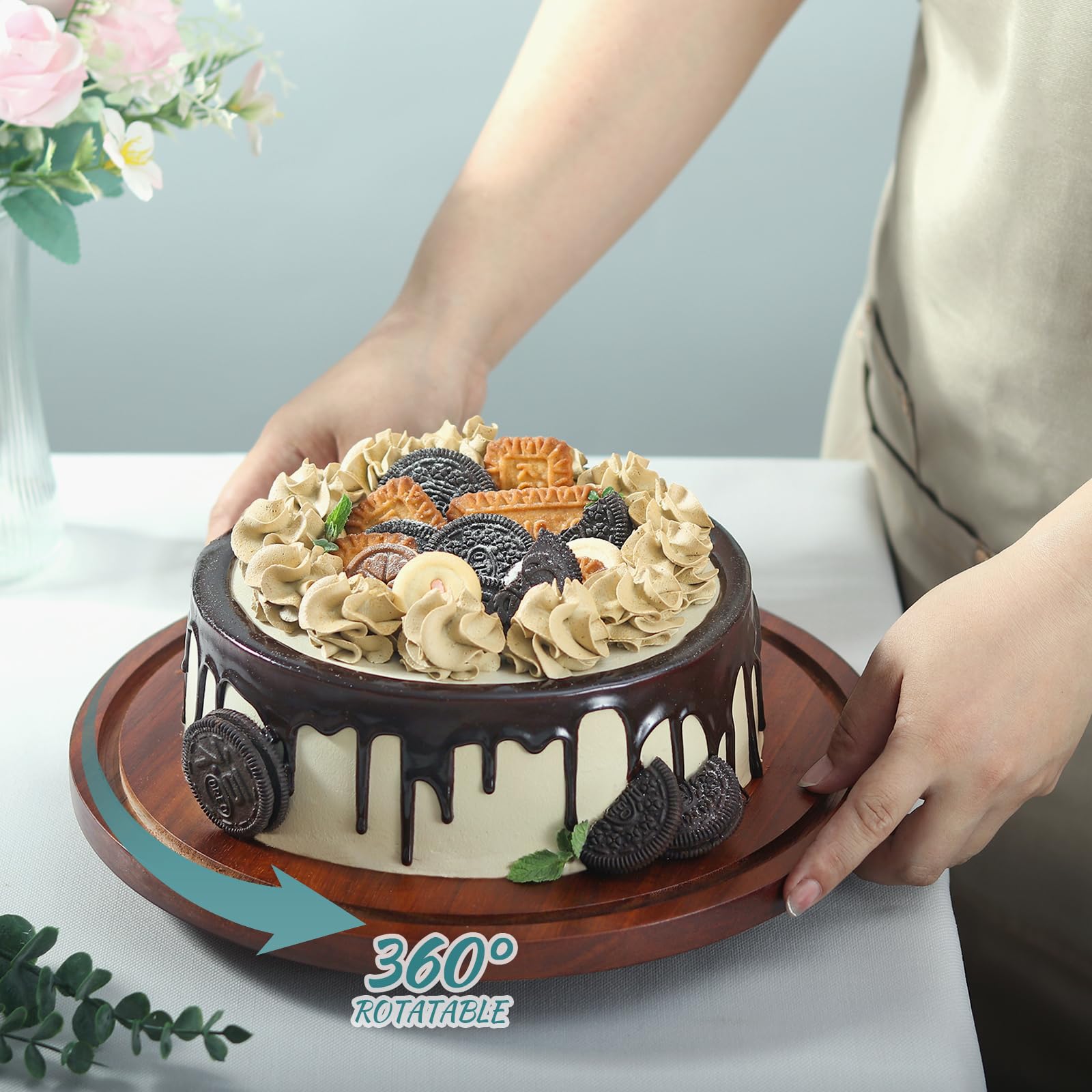 Rotating Cake Stand with Lid - 11.8
