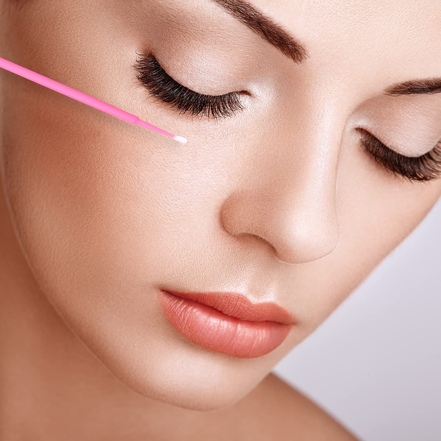 200 Pieces Pink Disposable Micro Brushes - Eyelash Extension Applicators for Mascara & Lash Glue | Perfect for Salon Professionals & DIY Lash Extensions at Home