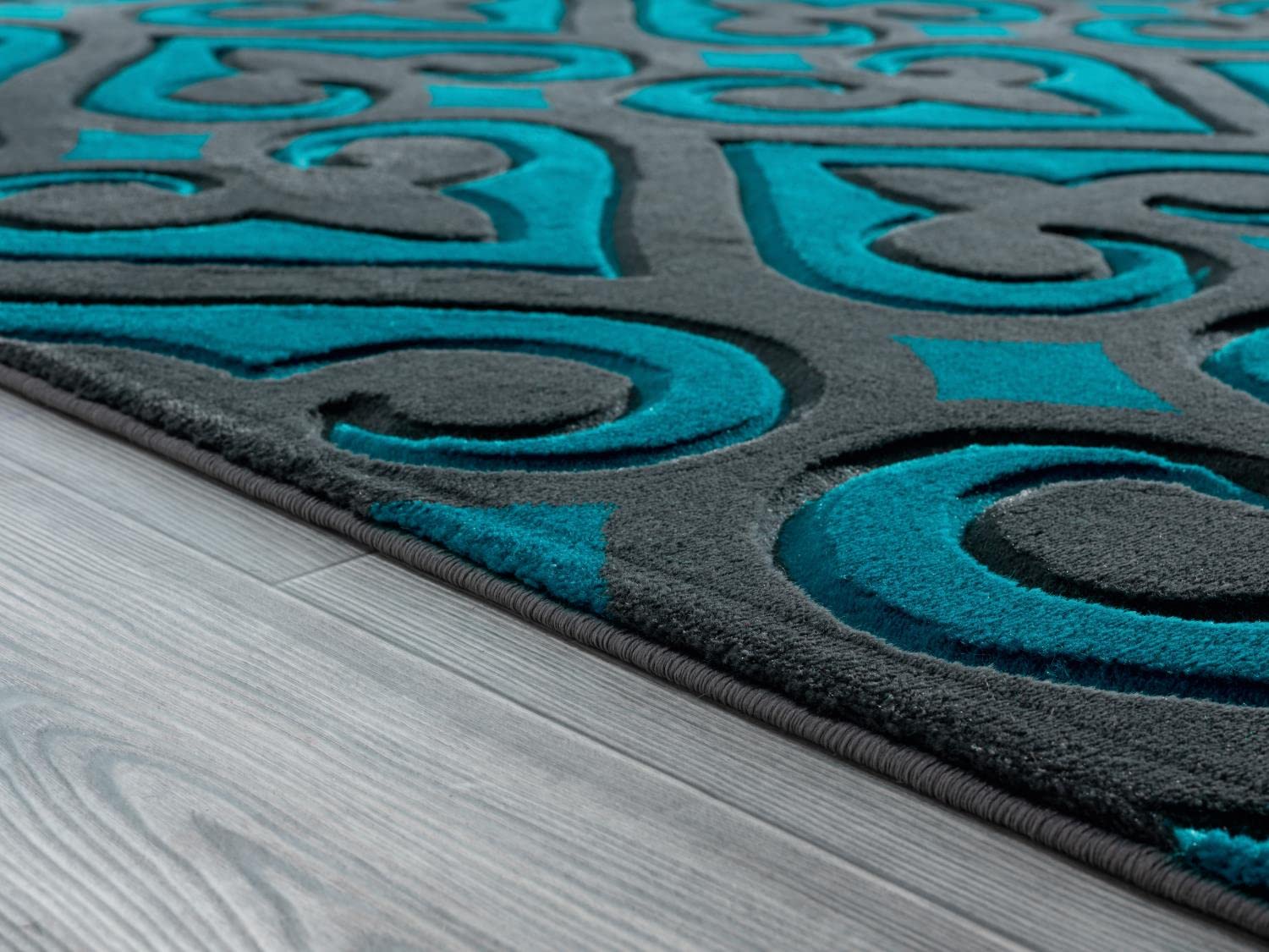 United Weavers of America Bristol Heartland Turquoise Round Rug 7'10