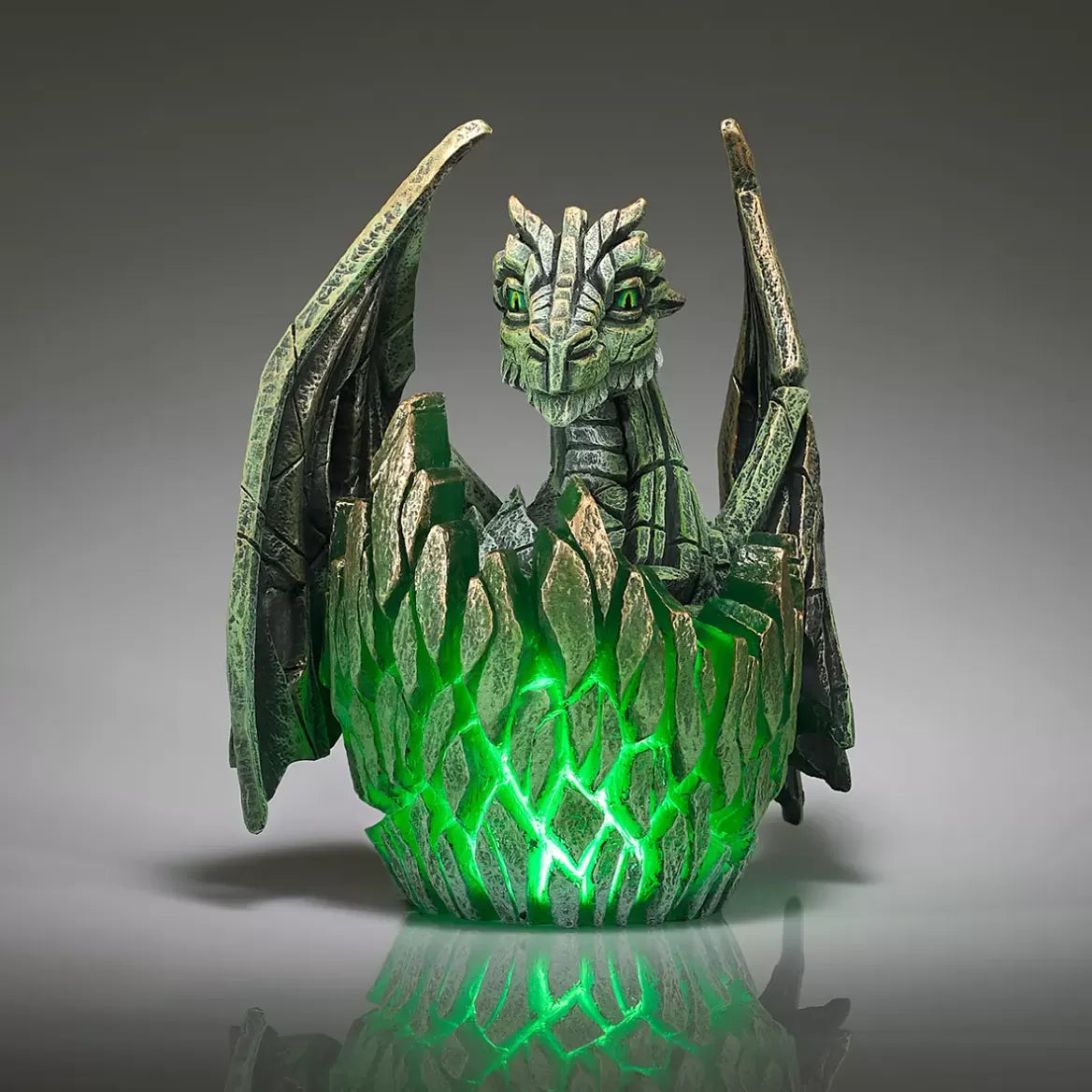 Green Dragon Egg Edge Sculpture - Handcrafted Home Decor for Fantasy & Gothic Interiors - Perfect for Bookshelves, Desks, and Gift Giving