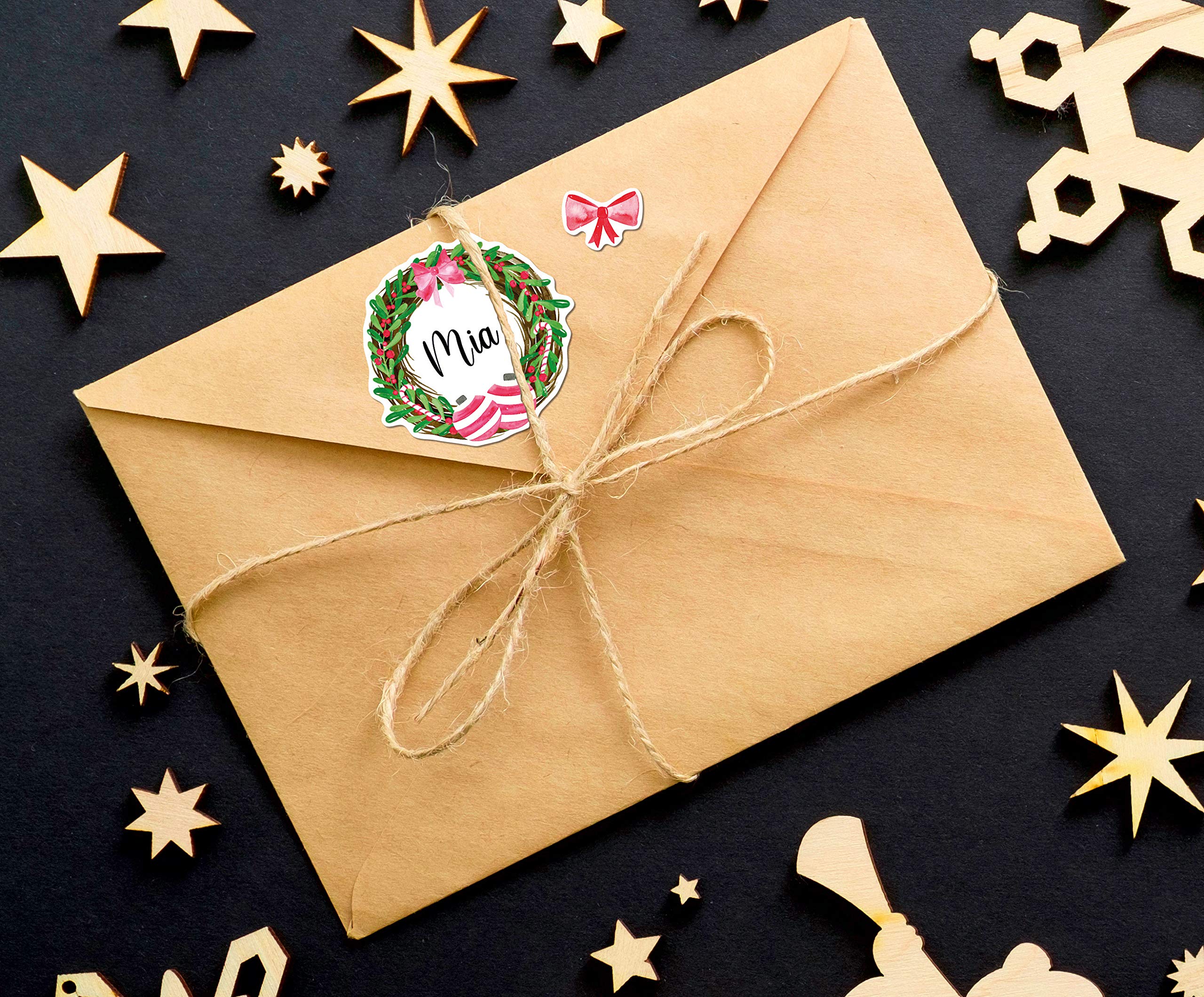 AVERY Zweckform 16 Christmas Stickers Set - Holiday Wreath & Lettering Labels with Linen Texture Paper, Self-Adhesive for Gift Wrapping, Cards, Scrapbooking & Festive Decorations (52295)