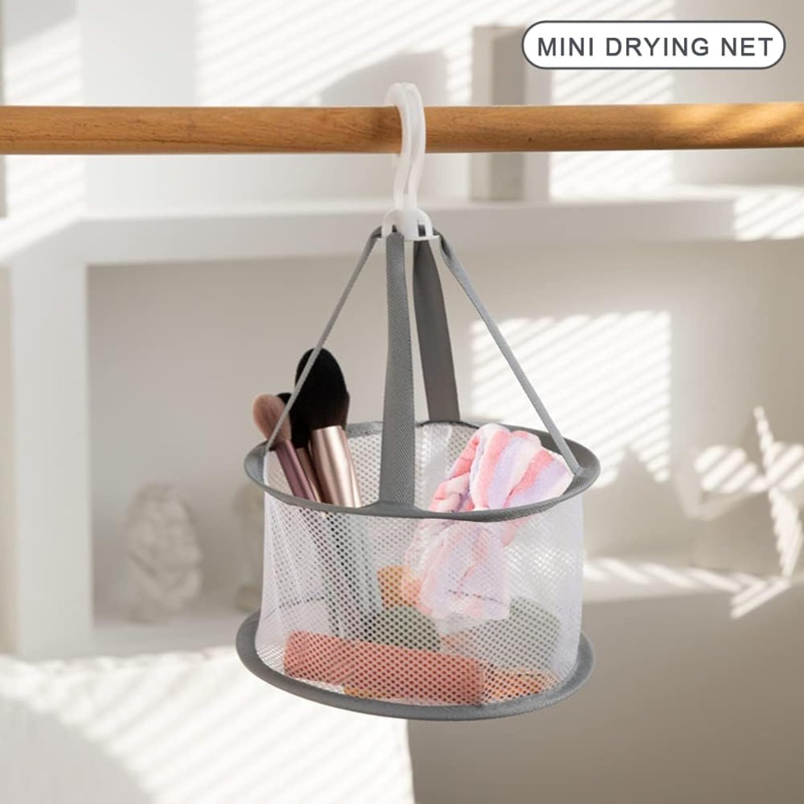**Mini Mesh Shower Dry Basket with Lid - Hanging Bathroom Organizer for Makeup Brushes, Beauty Sponges & Laundry - Windproof Drying Net for Blenders, Sponges & Accessories - Perfect for Small Bathrooms & Travel**