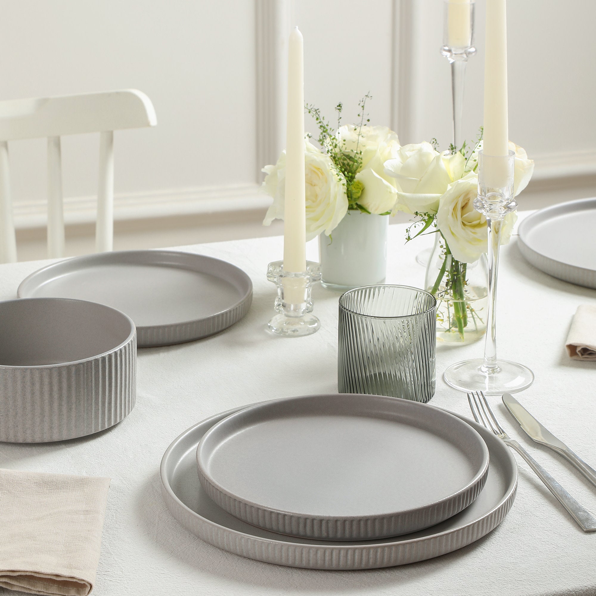 Premium Borosilicate Glass & Stoneware Dinnerware Set - Durable & Elegant Grey Tableware for Everyday Dining & Entertaining