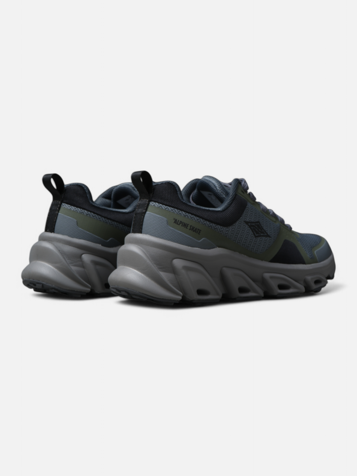 Alpine Skate Women's Kalispell Sneakers - Grey & Black | Comfortable & Stylish for Casual Wear, Skateboarding & Outdoor Activities