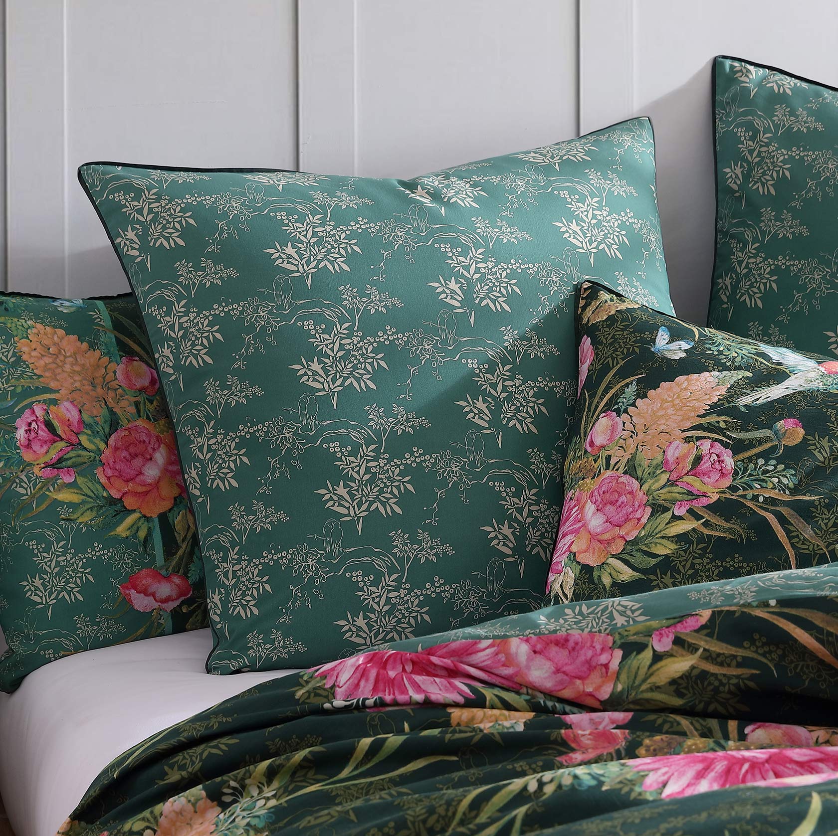 Premium Frolic Jade European Pillowcase Set - 100% Organic Cotton Luxury Bedding by Logan & Mason - Perfect for Master Bedrooms, Guest Rooms & Spa Retreats
