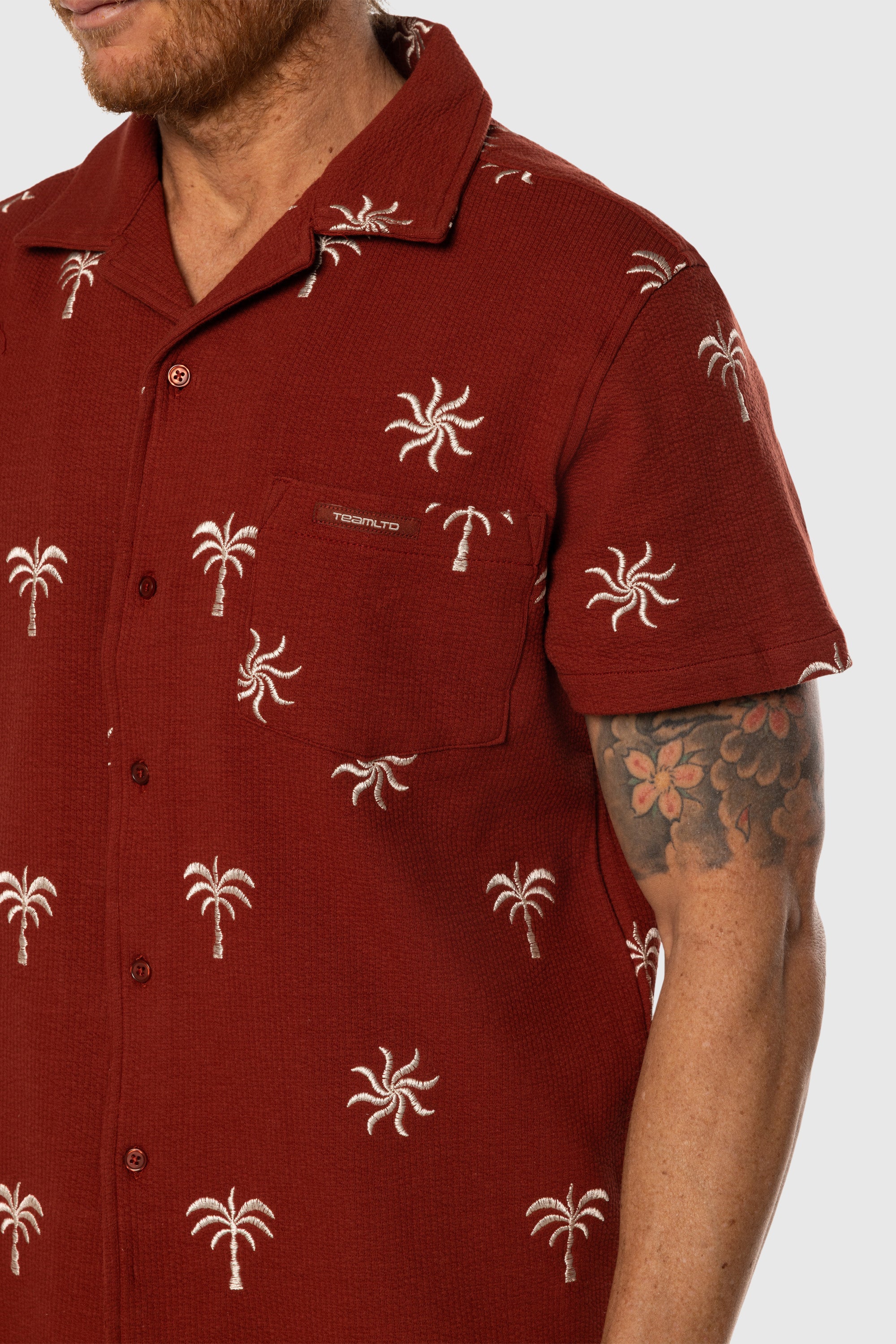 Stylish Men's Cabana Button Up Shirt - Lightweight Breathable Short Sleeve Hawaiian Shirt for Summer Beach Vacation, Pool Party & Casual Outings