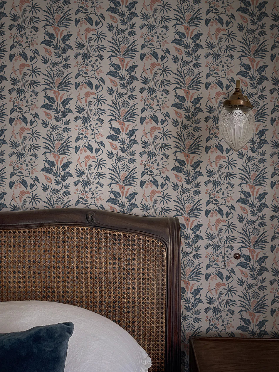Little Botanist Wallpaper Sample - Peel & Stick Removable Wallpaper for Nursery, Bedroom, Office - Floral Botanical Design - Easy DIY Home Decor