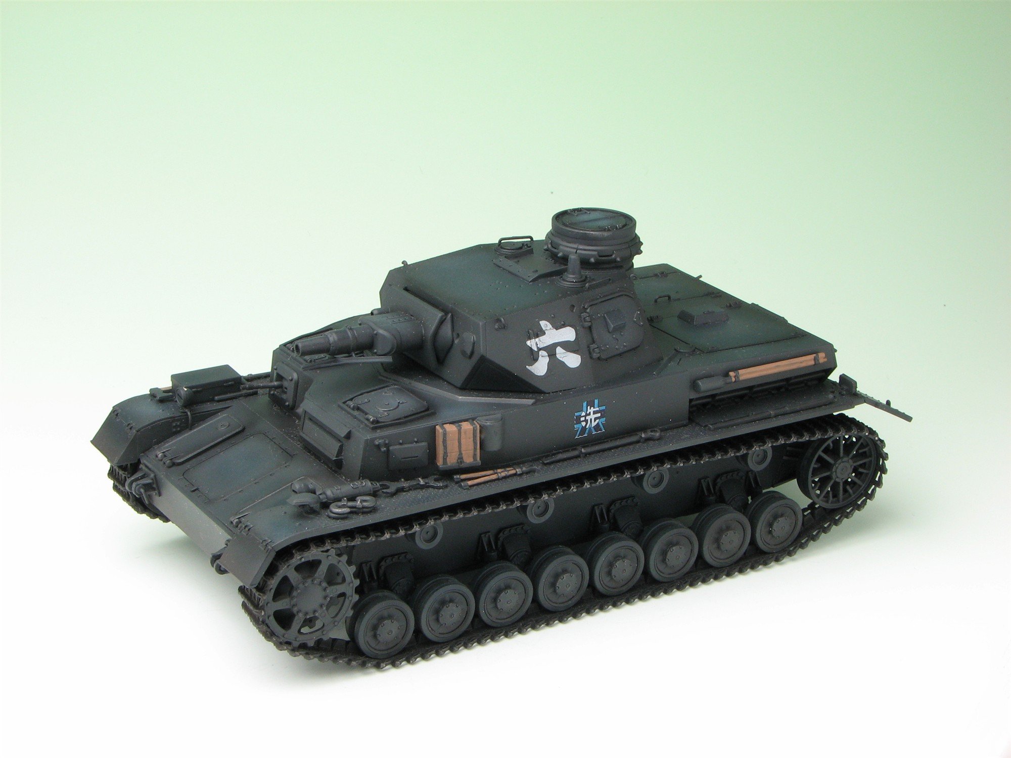 1:35 Scale Platz Pz.Kpfw. IV Ausf. D Ankou-San Team Version - Girls und Panzer Anime Model Kit for Collectors & Military Enthusiasts | Perfect for Display & Anime-Themed Dioramas