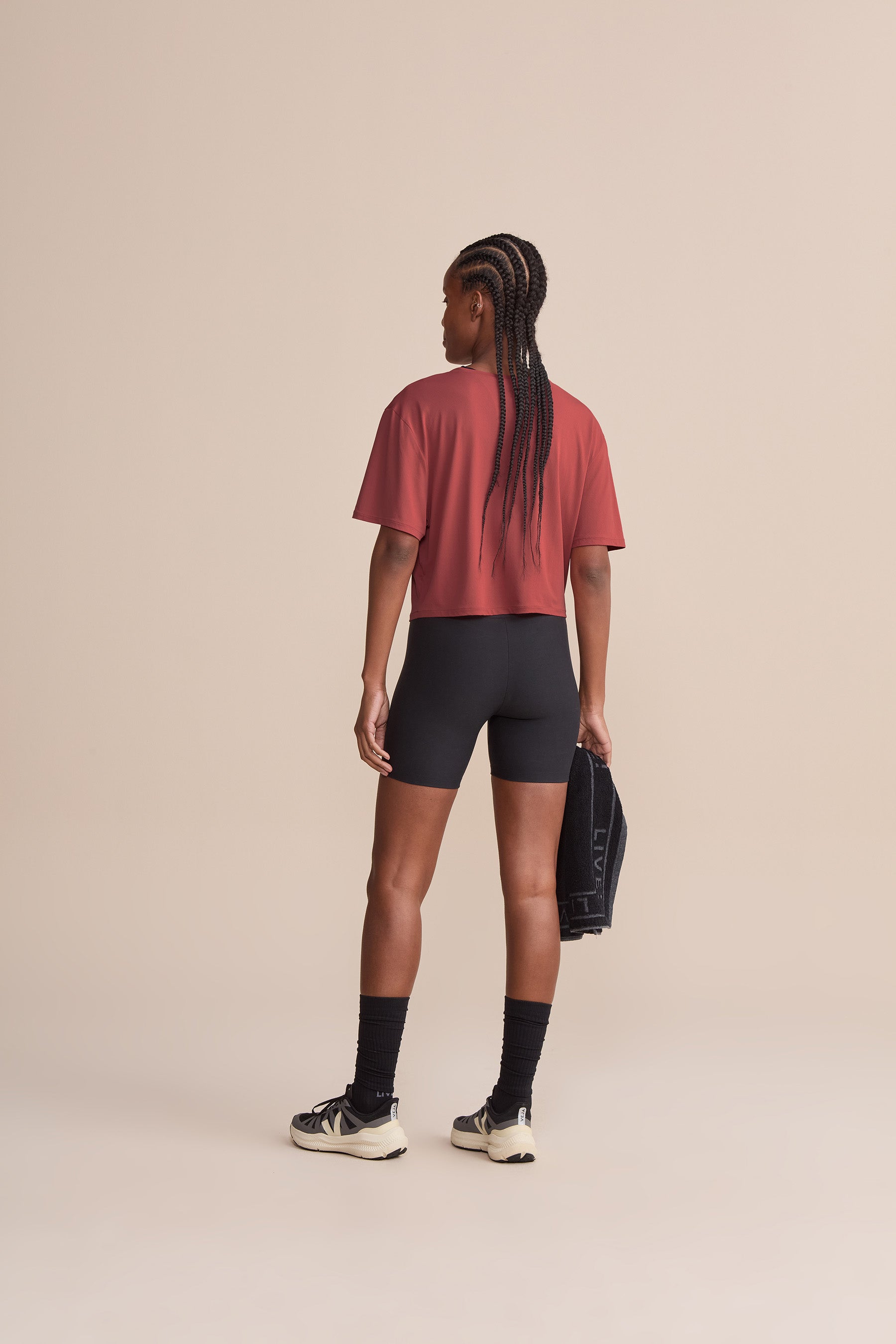 Comfort Cropped T-Shirt for Women - Soft Casual Short Sleeve Tee - Perfect for Summer Outfits, Beach Wear & Everyday Fashion