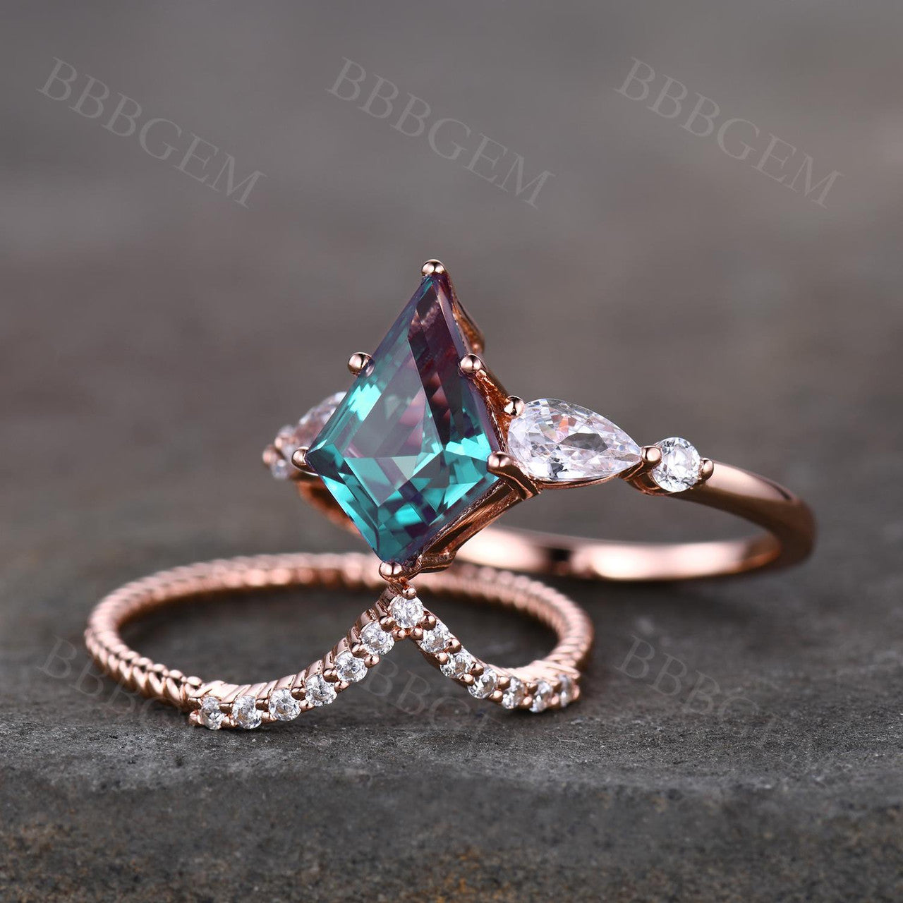 7x10mm Rose Gold Kite Step Cut Alexandrite Engagement Ring Set with Moissanite Wedding Band & Curved V Matching Band | Perfect for Proposals, Anniversaries & Bridal Jewelry