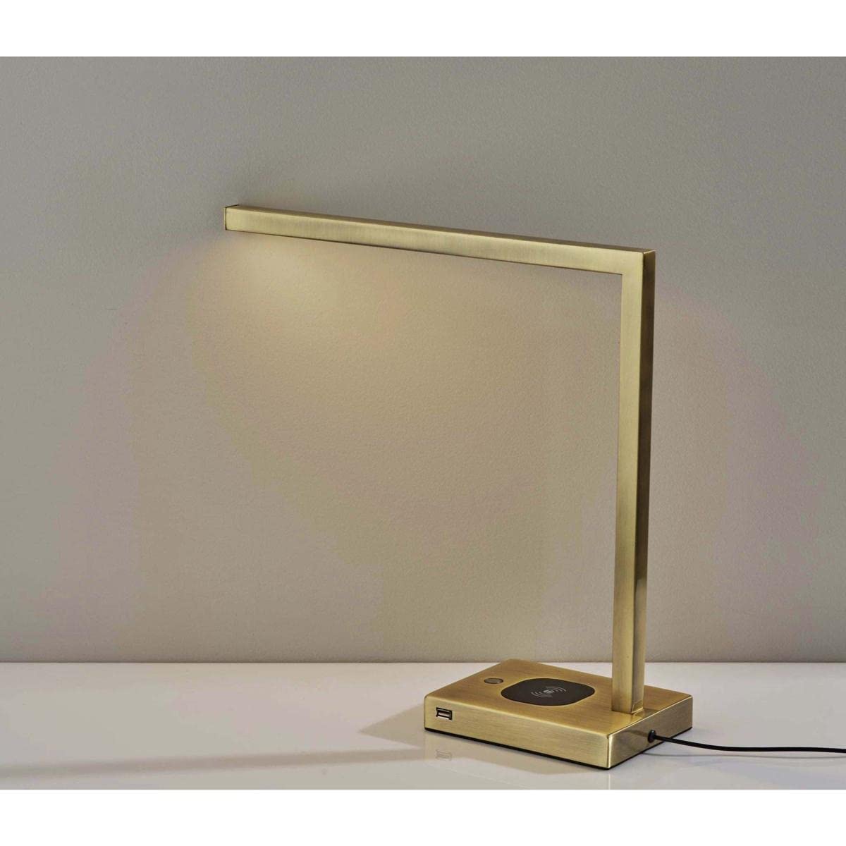Aidan AdessoCharge LED Wireless Charging Desk Lamp with USB Port - Stylish Nightstand Lamp for Bedroom, Office & Study with Adjustable Brightness & Color Temperature