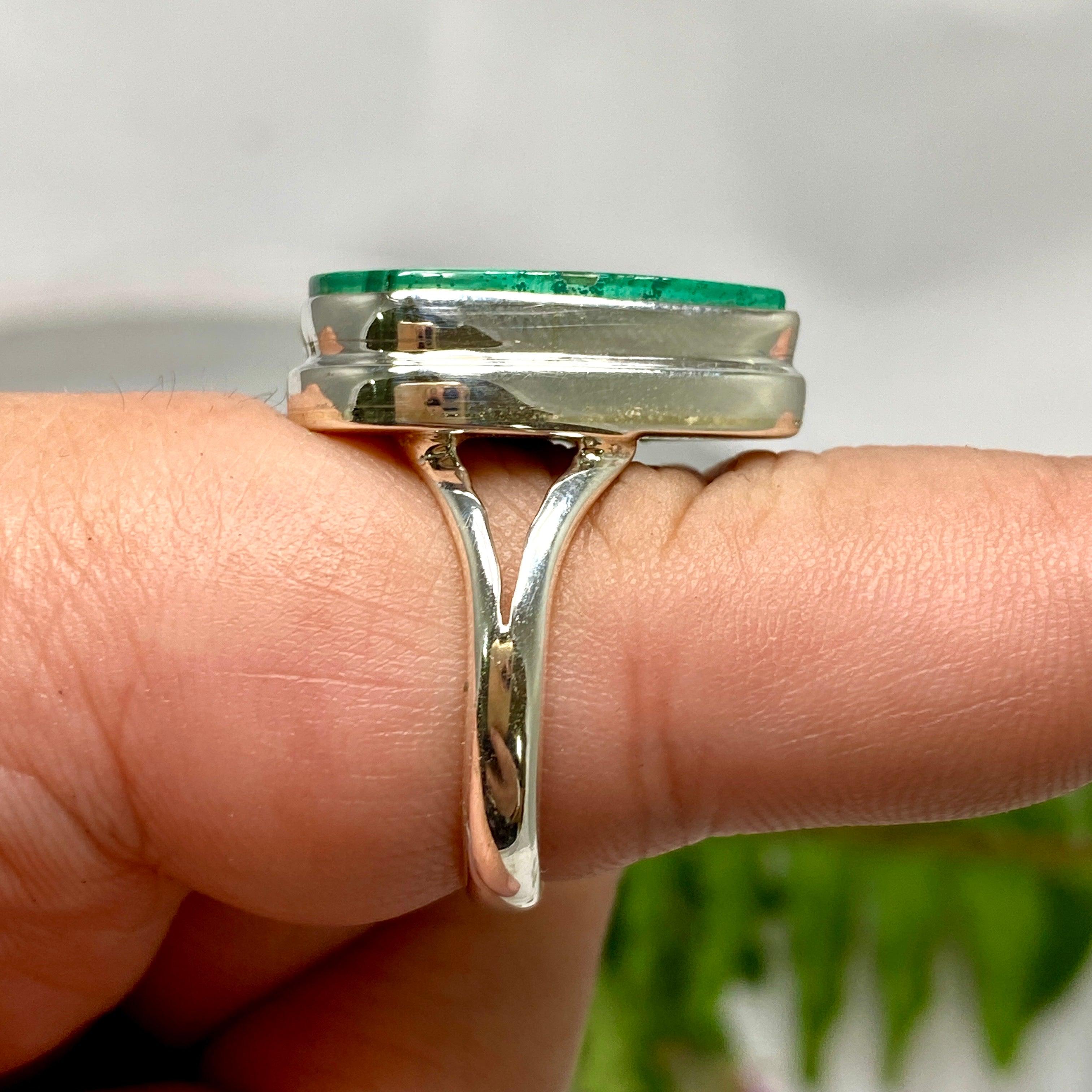 Malachite Teardrop Ring - Size 11 - KRGJ2625 - Elegant Green Gemstone Jewelry for Women - Perfect for Parties, Weddings & Special Occasions