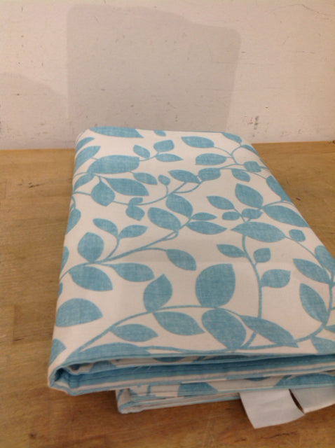 Runner L Ashley Linen Aqua Leaves - Premium Linen Table Runner for Dining Room Decor, Kitchen Decor, and Home Decor