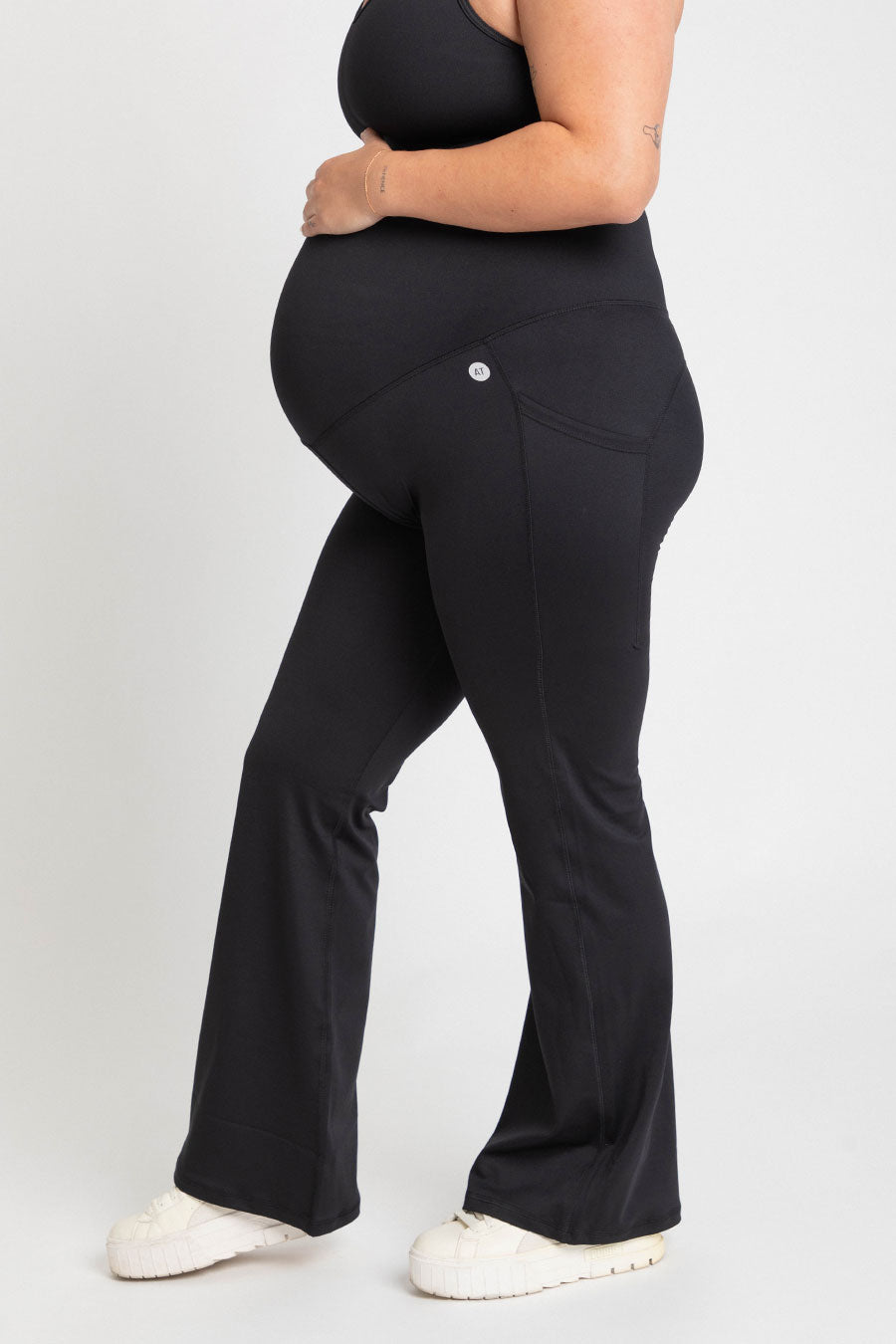 Thermal Mama Maternity Flare Leggings with Pockets - Full Length Black Pregnancy Pants for Comfort & Style | Perfect for Work, Yoga & Everyday Wear