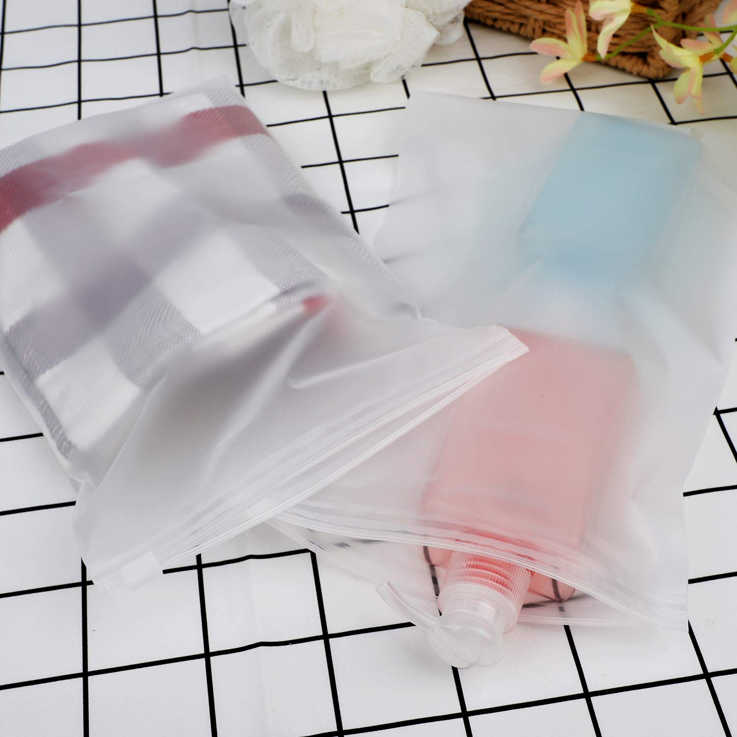 6x9 Inch Resealable Poly Bags - 100 Pack Small Zipper Storage Bags for Shipping, Organizing & Protection - Perfect for Gloves, Phone Cases, Jewelry, Crafts & Office Supplies | Durable Plastic Storage Solution for Home & Business Use