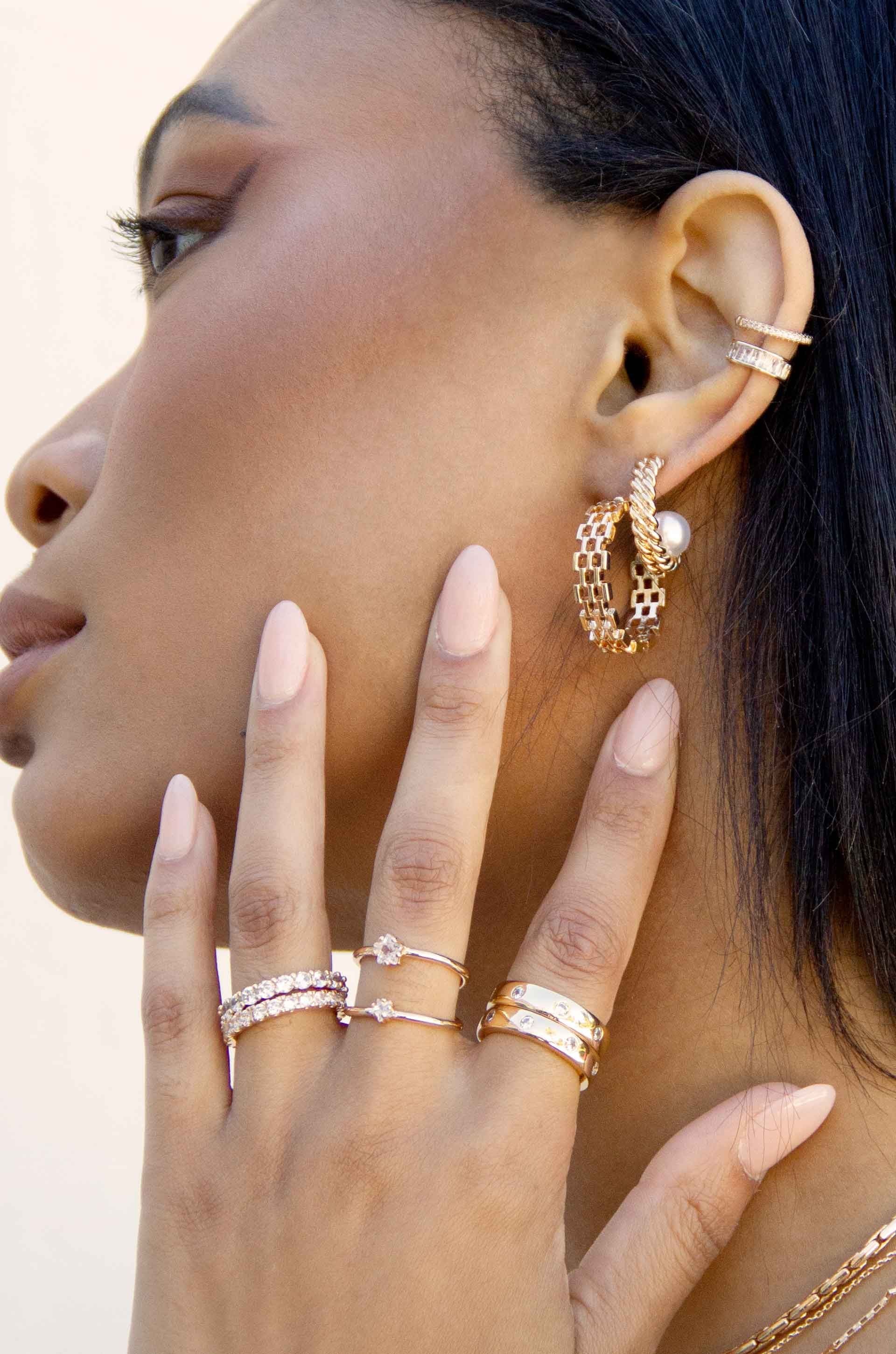 Stylish Modern Chainmail Hoop Earrings for Women - Trendy Boho Chic Jewelry for Everyday Wear & Special Occasions