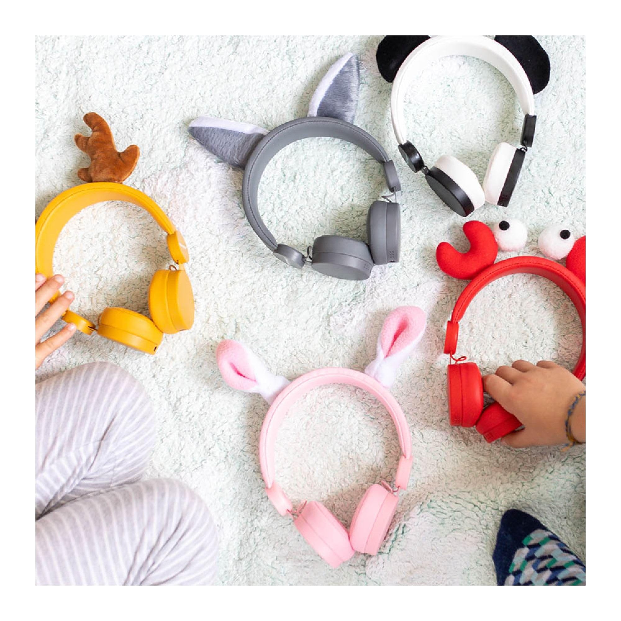 85dB Volume Limited Kids Headphones for Safe Music Sharing - Perfect for School, Travel & Home Use (Wolf Design)