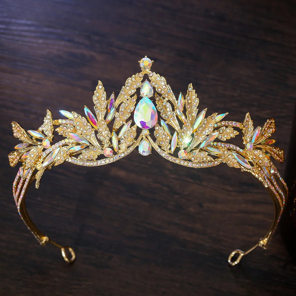 Elegant Fall Leaf Tiara Headband for Women - Nature-Inspired Hair Accessory for Autumn Weddings, Halloween Costumes & Boho Fashion