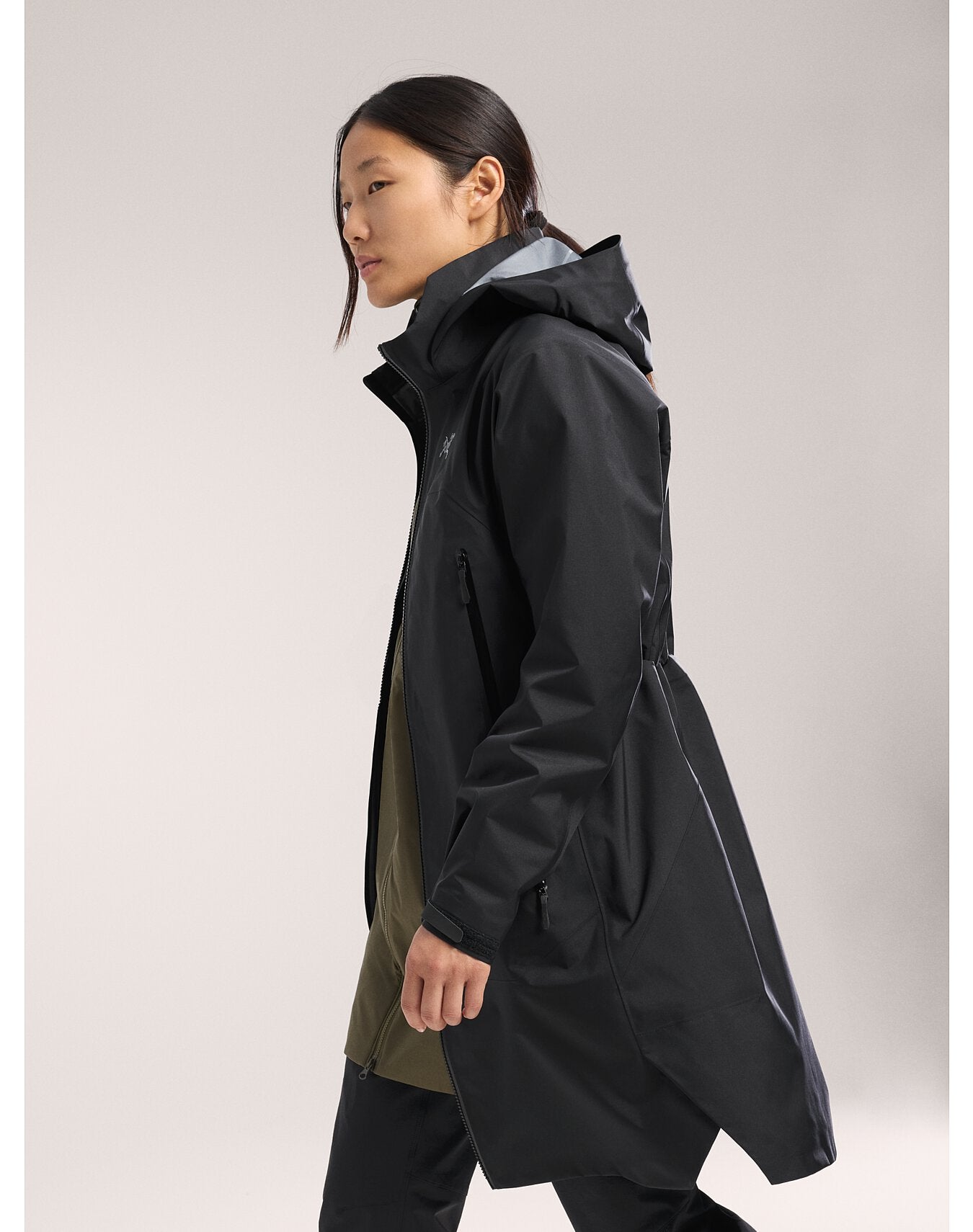Beta Coat for Women - Stylish Winter Outerwear Jacket | Warm & Waterproof | Perfect for Snow, Hiking & Outdoor Activities