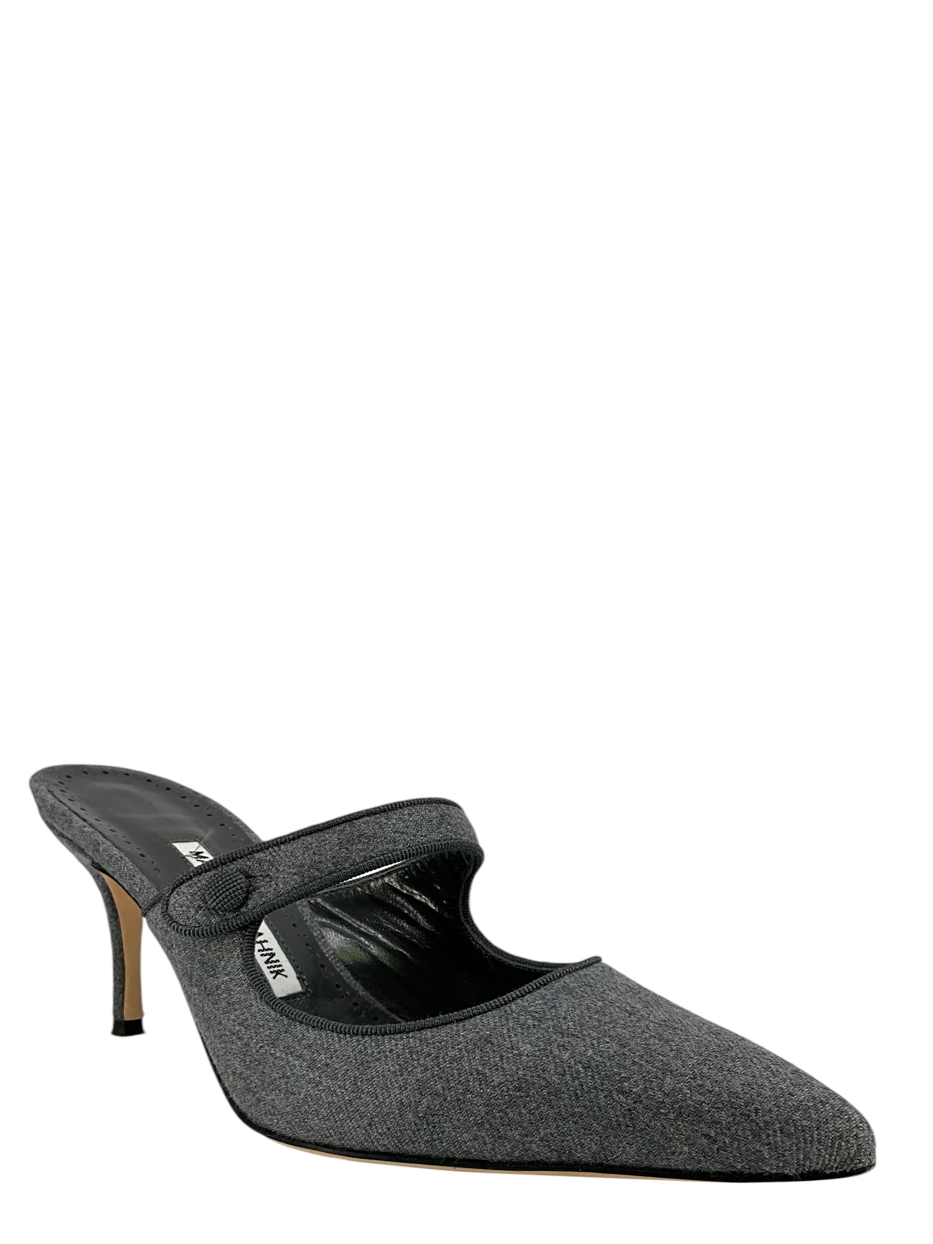 Manolo Blahnik Flannel Mary Jane Pumps 70mm Heel - Women's Size 7.5 (US) - Elegant Office & Wedding Shoes for Professional & Formal Occasions