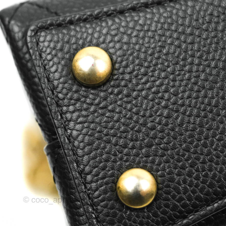 Chanel Chic Affinity Small Grained Calfskin Crossbody Bag in Black with Aged Gold Hardware - Perfect for Everyday Luxury & Evening Events