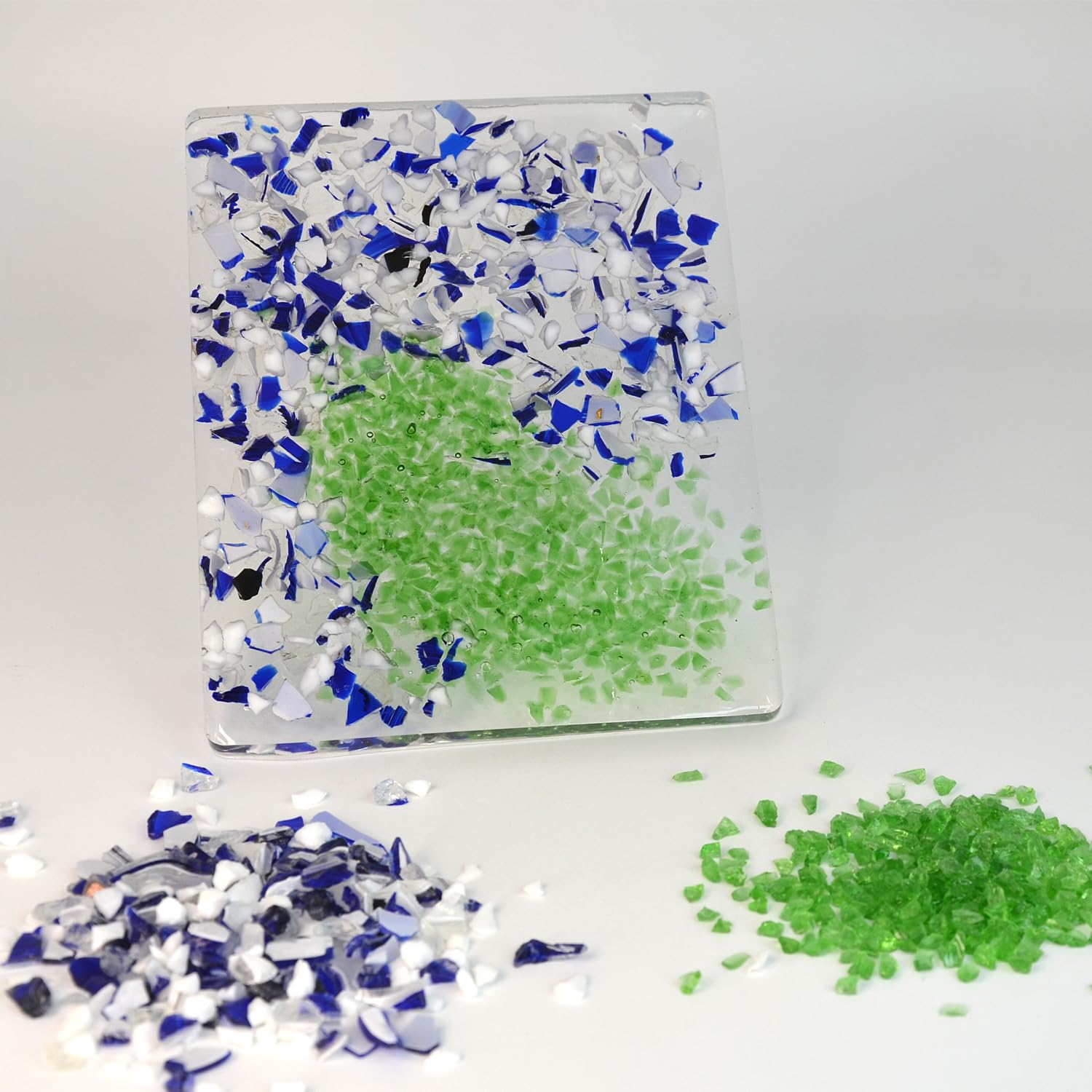 Crushed Fire Glass 3-6mm for Fire Pits & Resin Art - 1lb Green (Indoor/Outdoor)