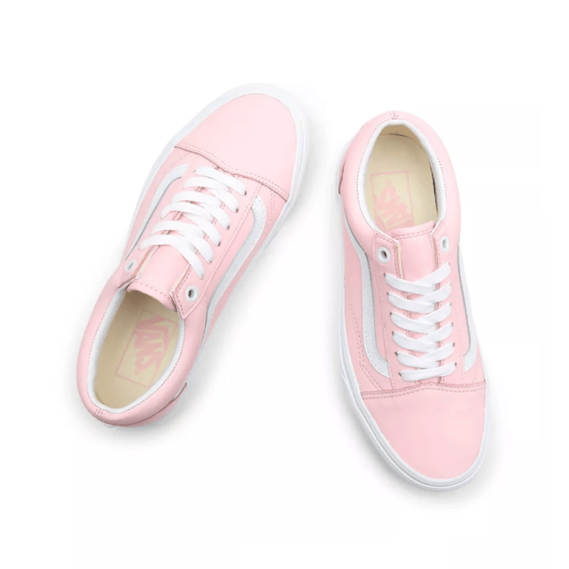 Vans Old Skool Unisex Skate Sneakers - Classic Black & White Checkerboard Slip-On Shoes for Men & Women | Perfect for Streetwear, Skateboarding & Casual Outfits