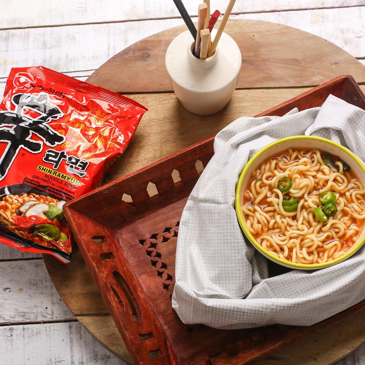 Nongshim Shin Ramyun Korean Spicy Noodle Soup - 21.16oz (600g) Instant Ramen | Quick Meal, Office Lunch & Late Night Snack