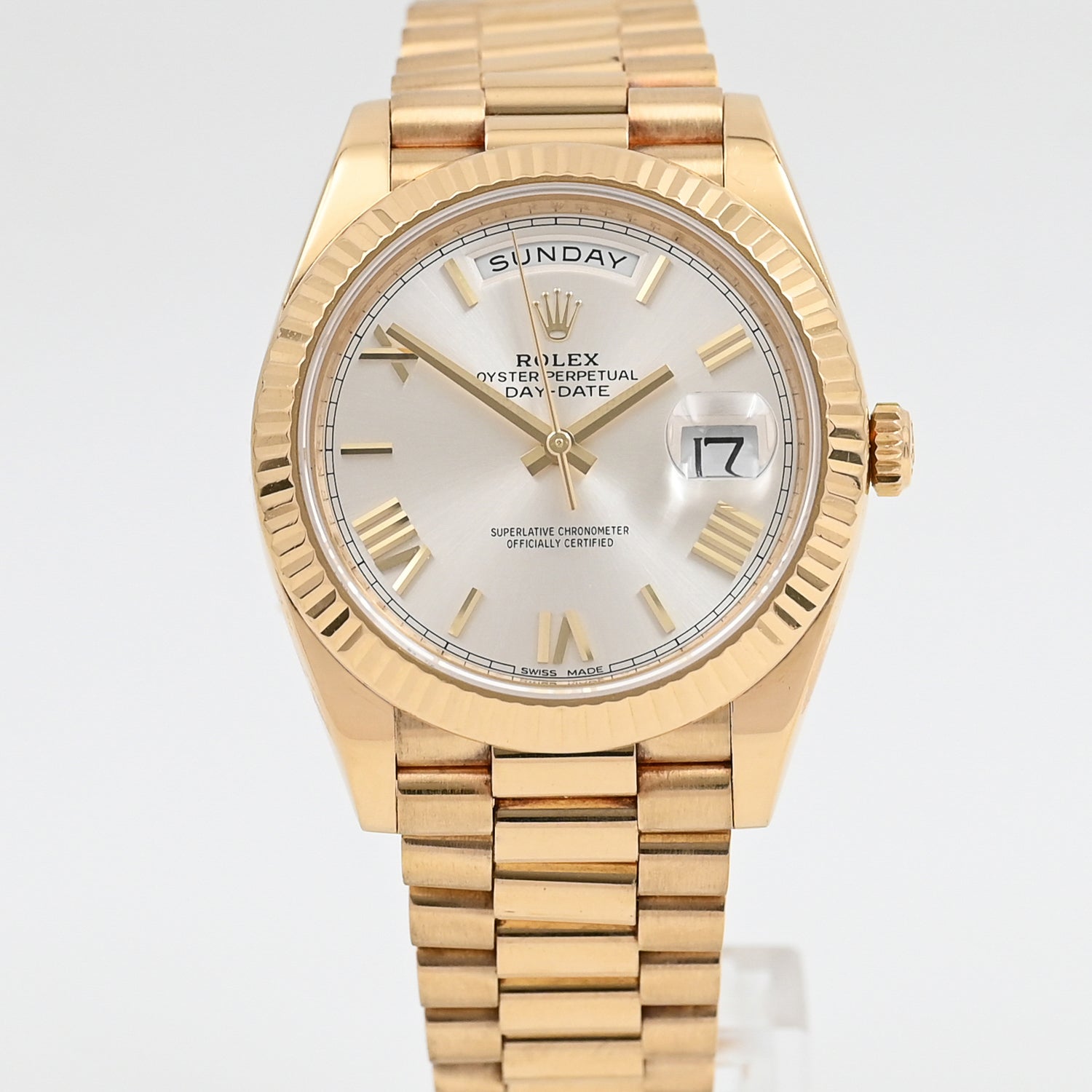 Rolex Day-Date 40 Watch 18K Gold Men's Luxury Watch - Perfect for Business Meetings & Formal Events