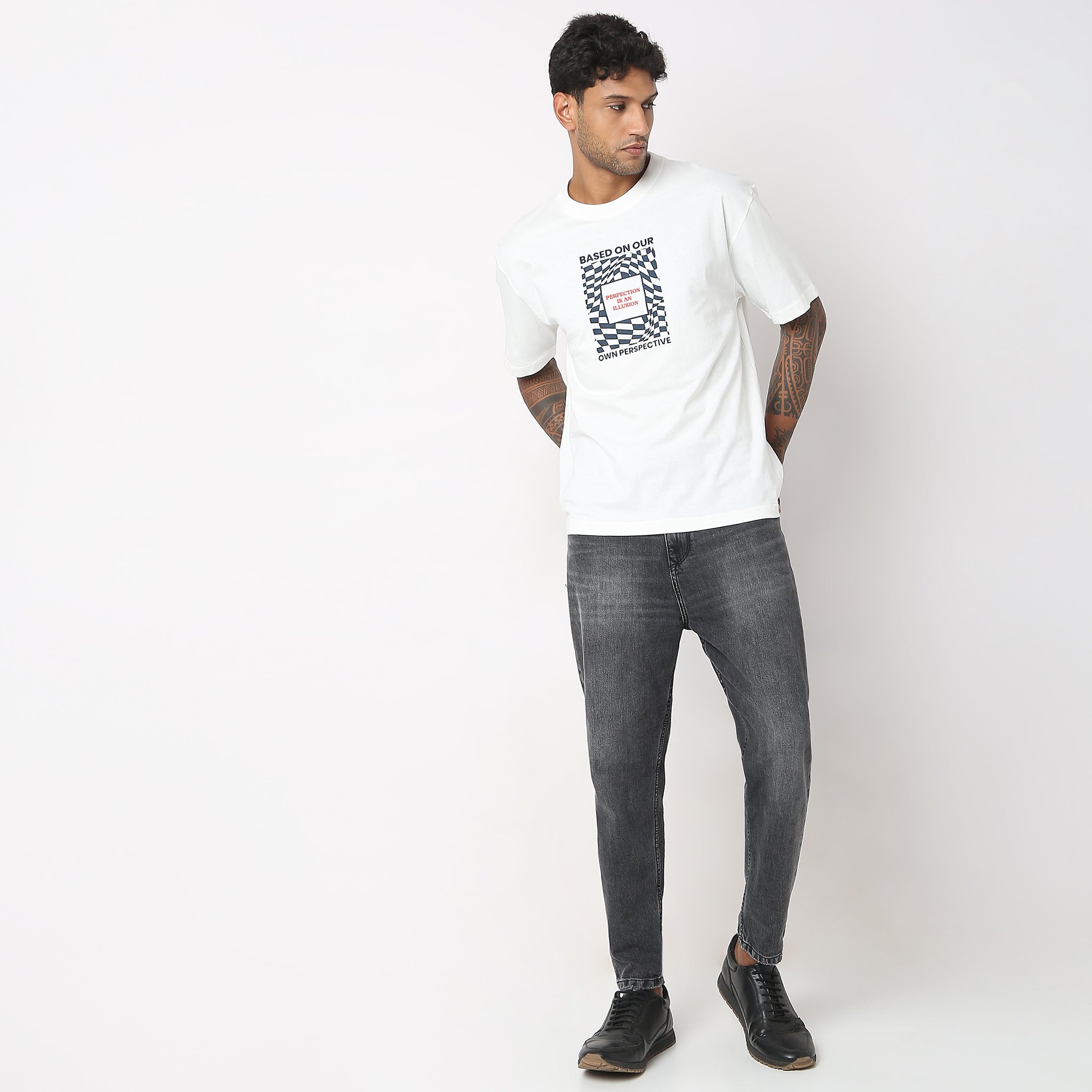 Trendy Oversized Graphic T-Shirt for Women & Men - Soft Cotton Vintage Tee - Casual Streetwear & Loungewear