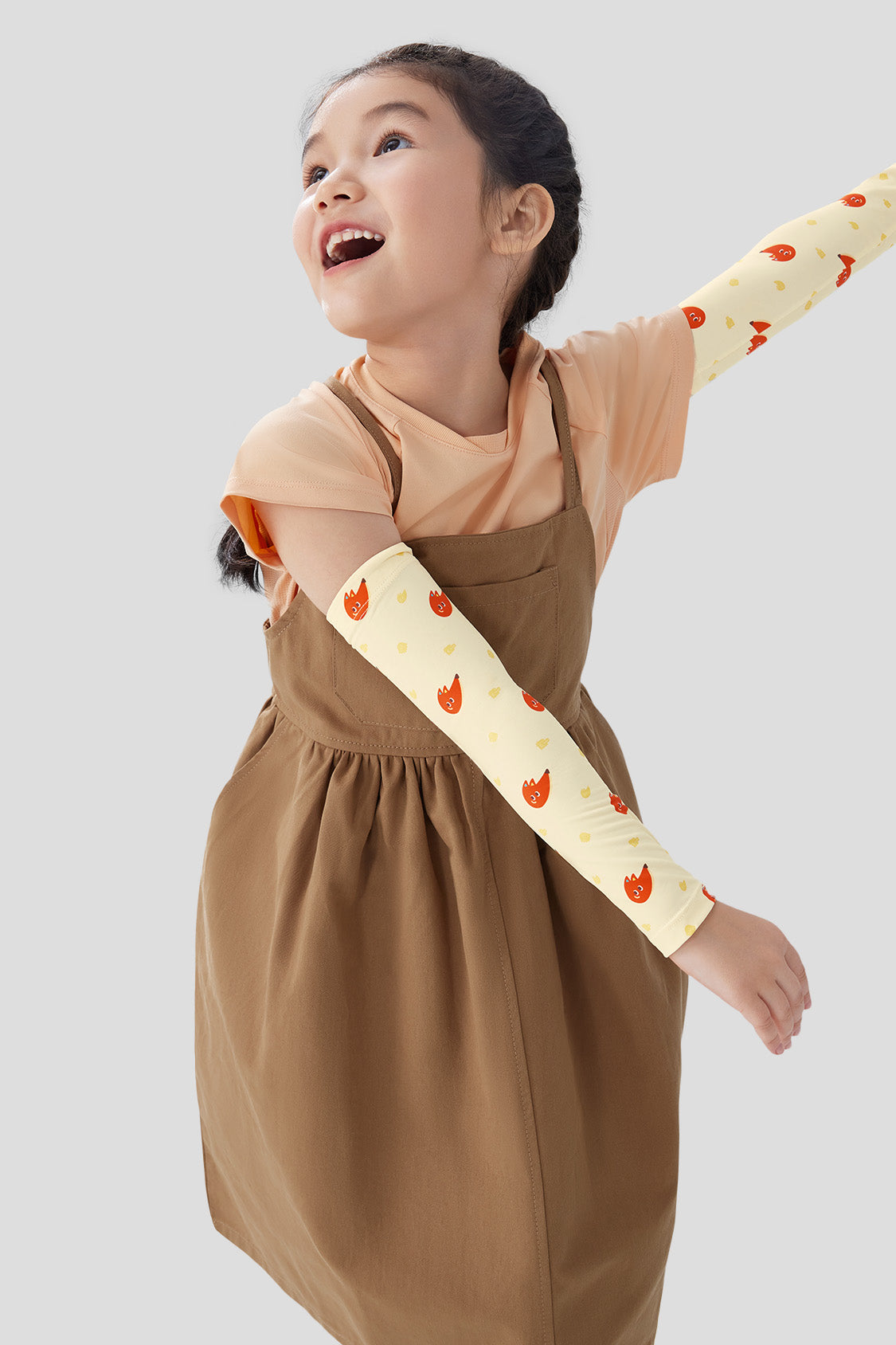 UPF50+ Kids Sun Protection Arm Sleeves - Cute & Breathable UV Sunblock Sleeves for Outdoor Play, Sports, and Beach Activities