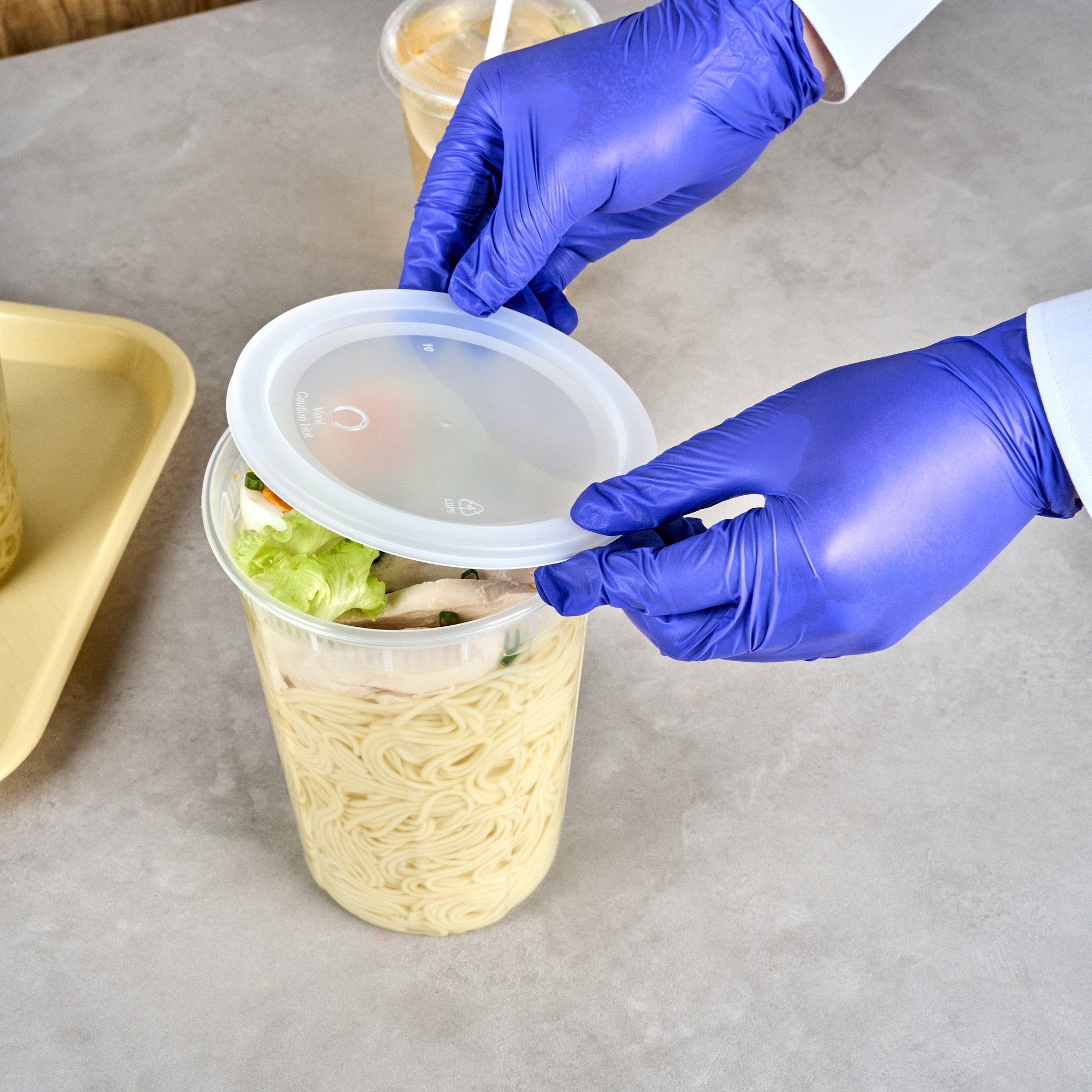 48 oz Round Clear Plastic Soup Containers with Lids - 100 Count Bulk Pack (5