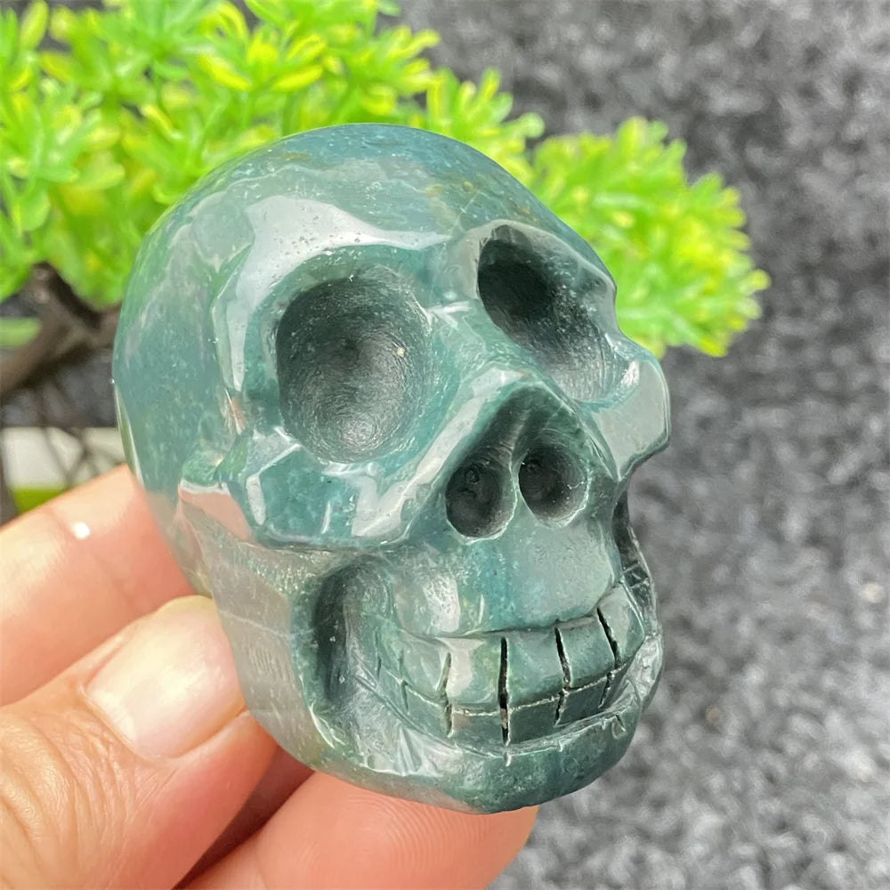 Natural Crystal Hand-Polished Carved Skull - Halloween Decor, Home Decor, Spiritual Healing Stone, Unique Holiday Gift for Collectors & Witches - Perfect for Altars, Meditation & Gothic Decorations