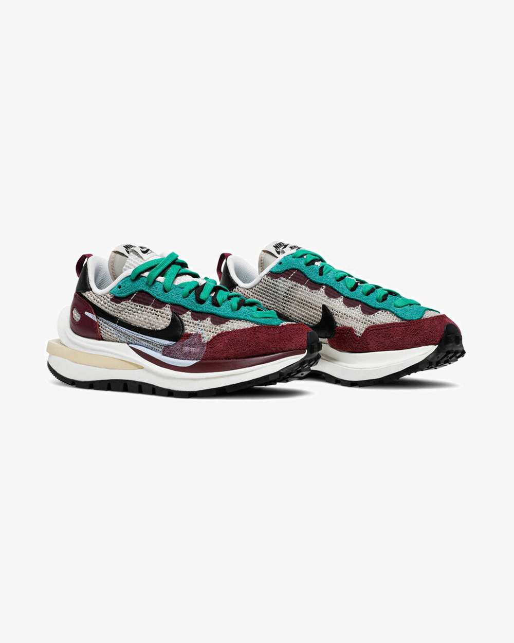 Nike x Sacai Vaporwaffle Sneakers in Villain Red/Neptune Green - New Men's Running Shoes for Streetwear & Casual Outfits