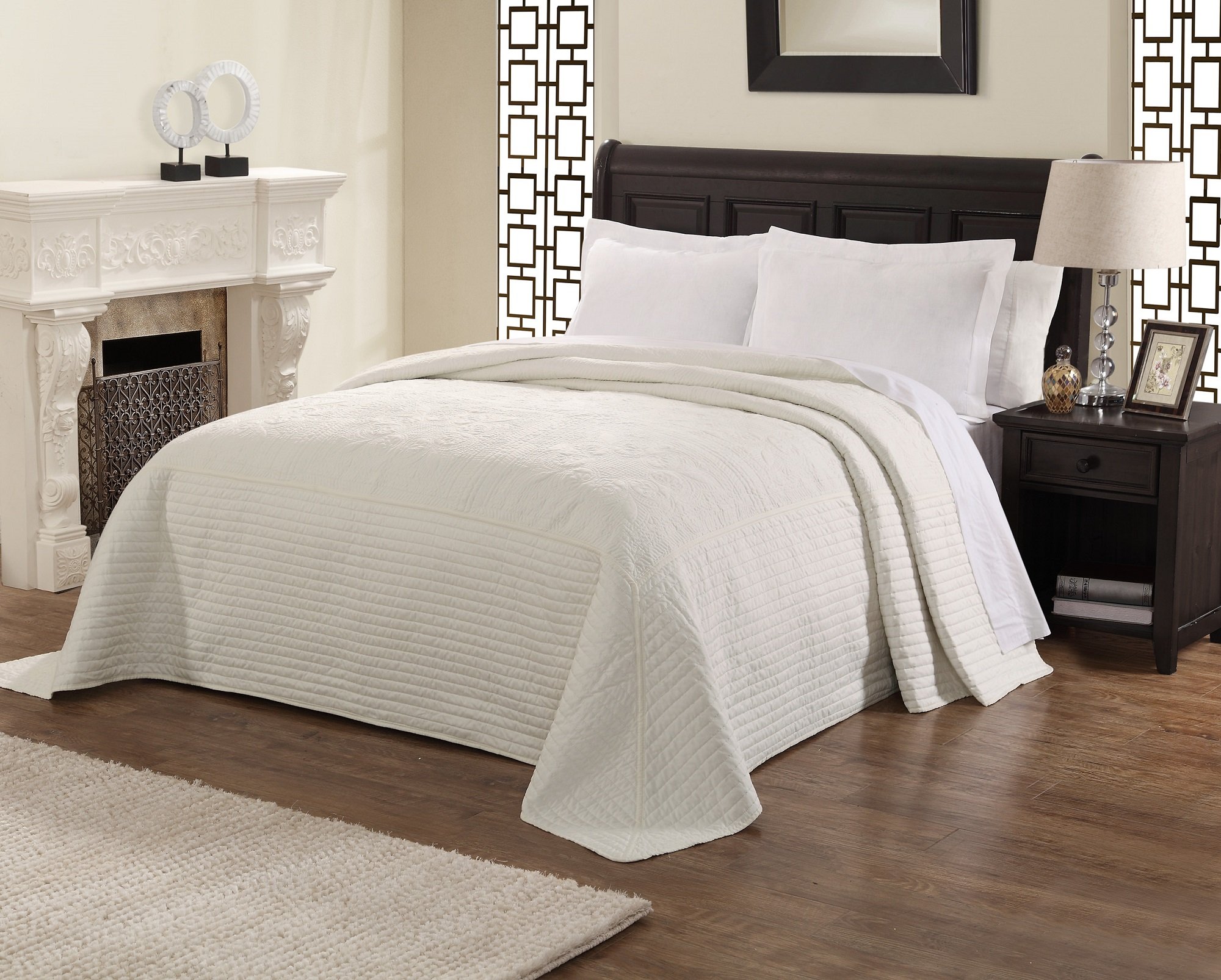 Pem America French Tile Microfiber Queen Size Bedspread - Soft White Luxury Bed Cover for Master Bedroom, Guest Room & Hotel Decor
