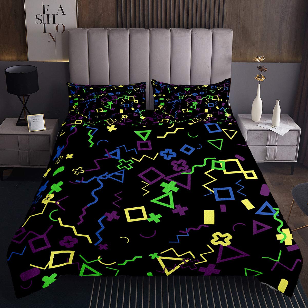 Luxury Triangle Square Coverlet Set - Ultra Soft Geometric Quilt Bedspread with Pillow Sham for Twin Size | Chic & Modern Bedroom Decor | Perfect for Guest Rooms, Dorms & Cozy Home Styling