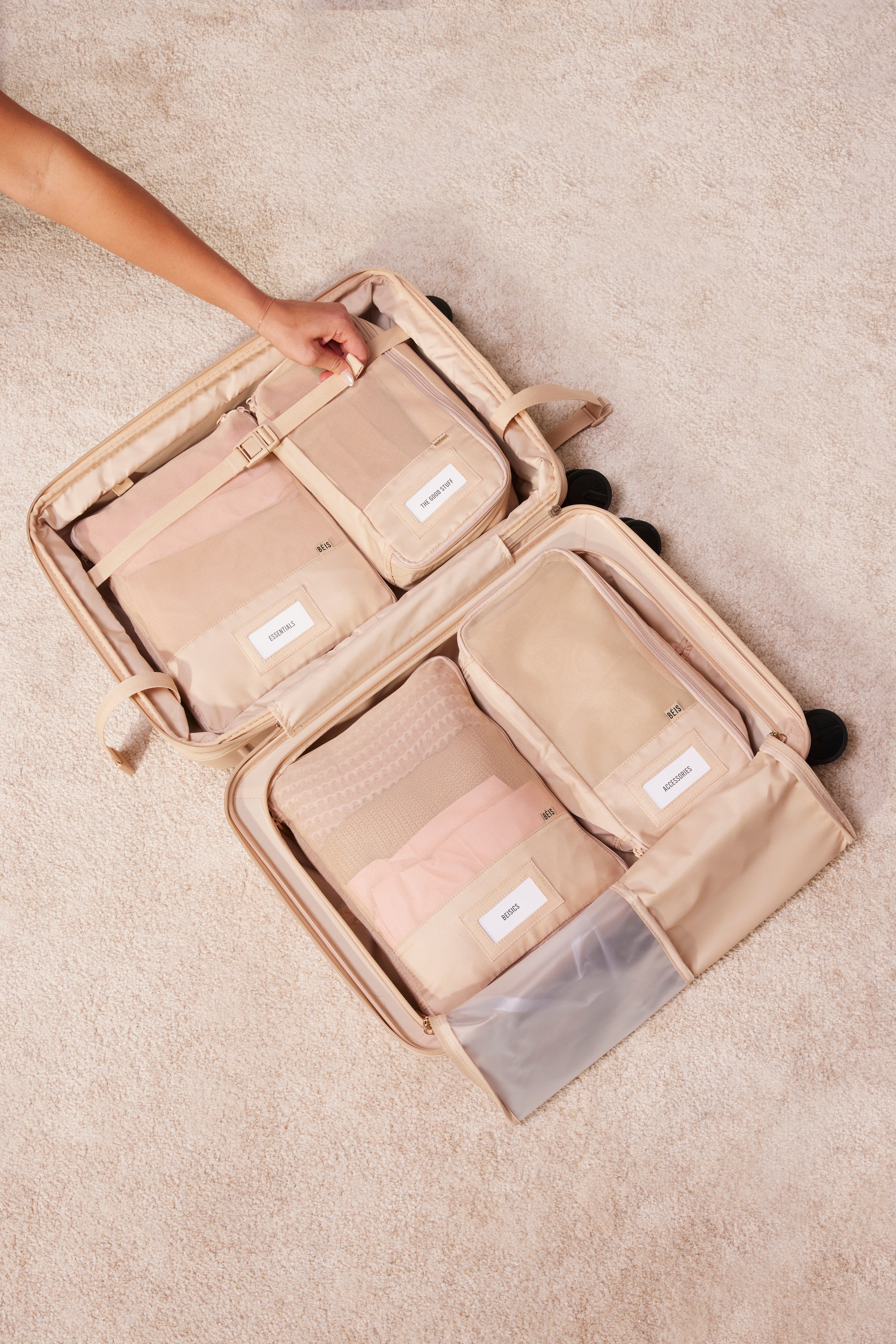 Beige Compression Packing Cubes Set of 4 - Space-Saving Travel Organizers for Suitcases & Backpacks - Perfect for Business Trips, Vacations & Weekend Getaways