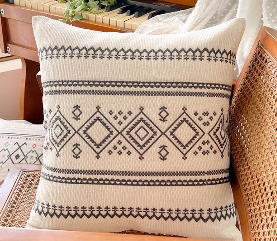 Bohemian Decorative Throw Pillows for Couch & Sofa - Geometric Modern Square Pillow Covers for Living Room, Bedroom & Dining Room - Soft & Stylish Home Decor Accent Pillows for Beds, Chairs and Home Staging