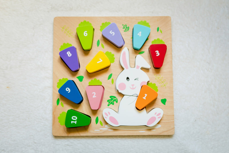 Chunky Wooden Puzzle for Toddlers - 123 Carrot Counting & Learning Toy - Educational Wooden Blocks for Kids - Perfect for Early Childhood Development & Playtime Fun