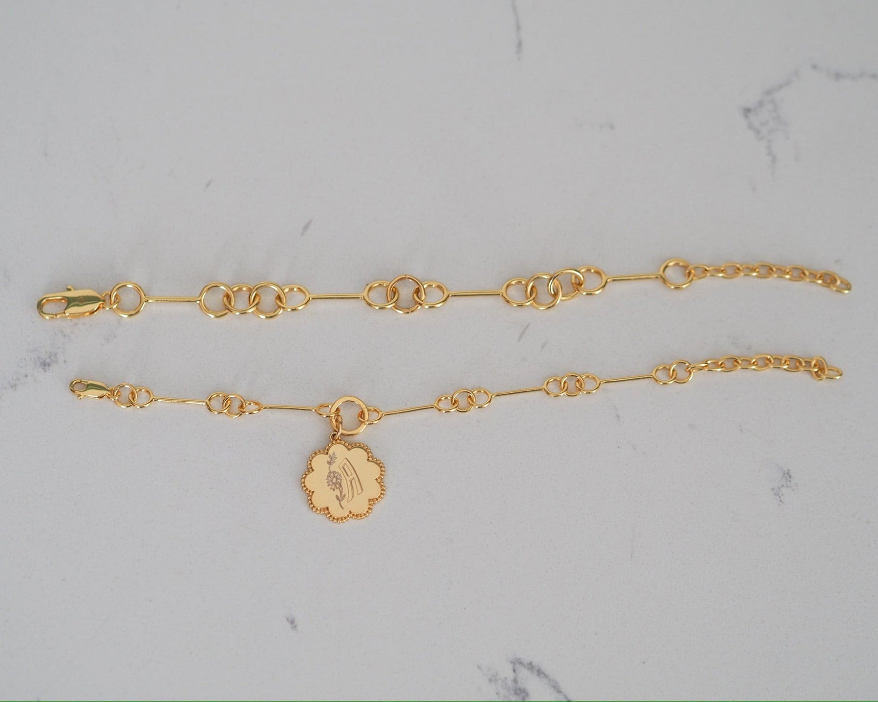 Goldbug Collection Small Scalloped Pendant Necklace - Elegant Gold Jewelry for Women | Perfect for Everyday Wear, Date Nights & Special Occasions