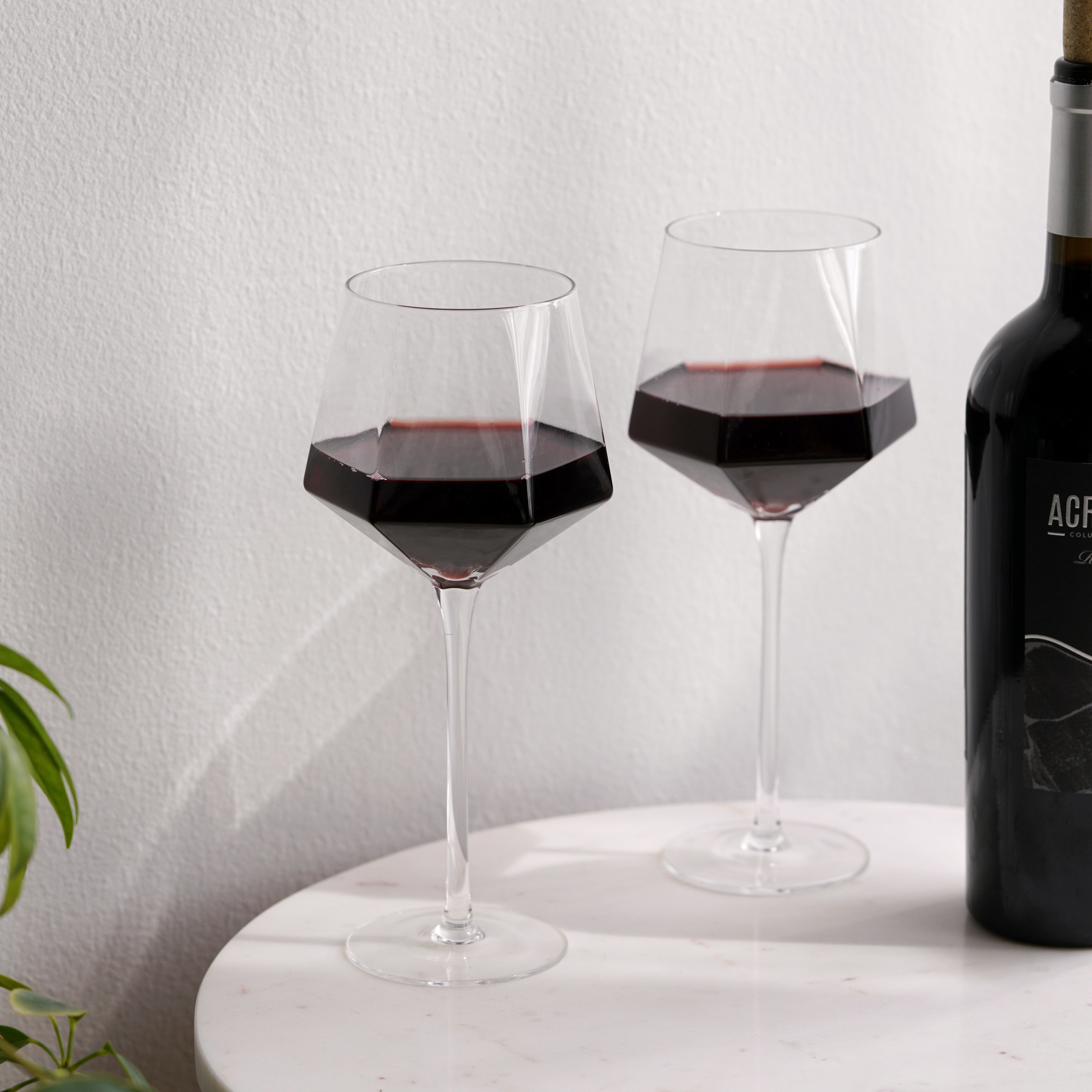 Premium Seneca Diamond Crystal Wine Glasses Set of 2 - Elegant Stemware for Red & White Wine, Champagne - Perfect for Dinner Parties, Weddings & Romantic Evenings