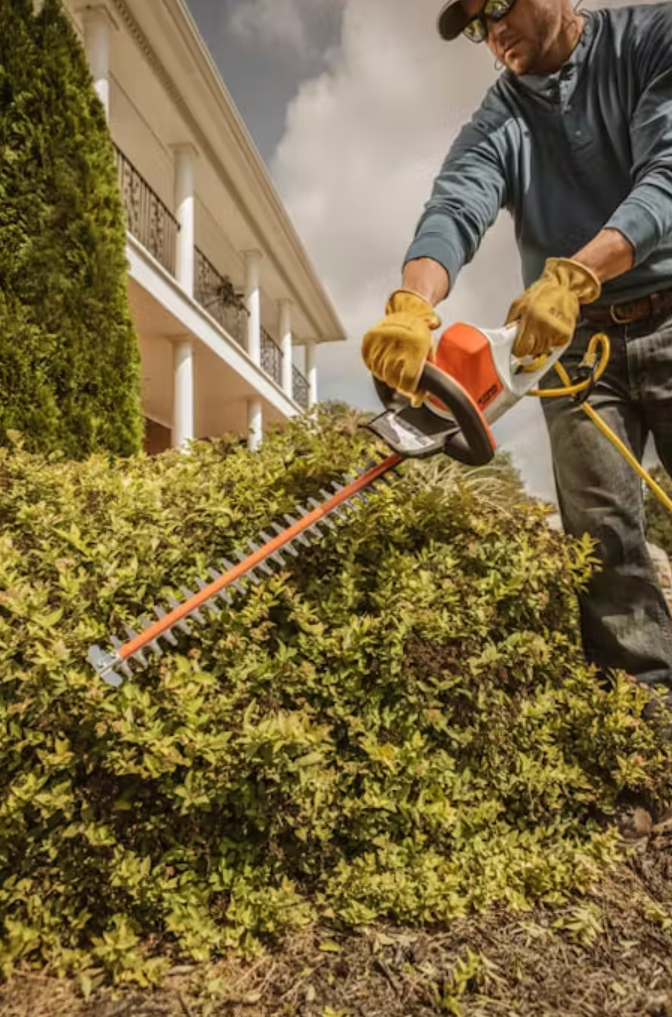 STIHL HSE 52 20-Inch Electric Hedge Trimmer 120V - Lightweight Corded Shrub Trimmer for Home Garden Landscaping & Yard Maintenance