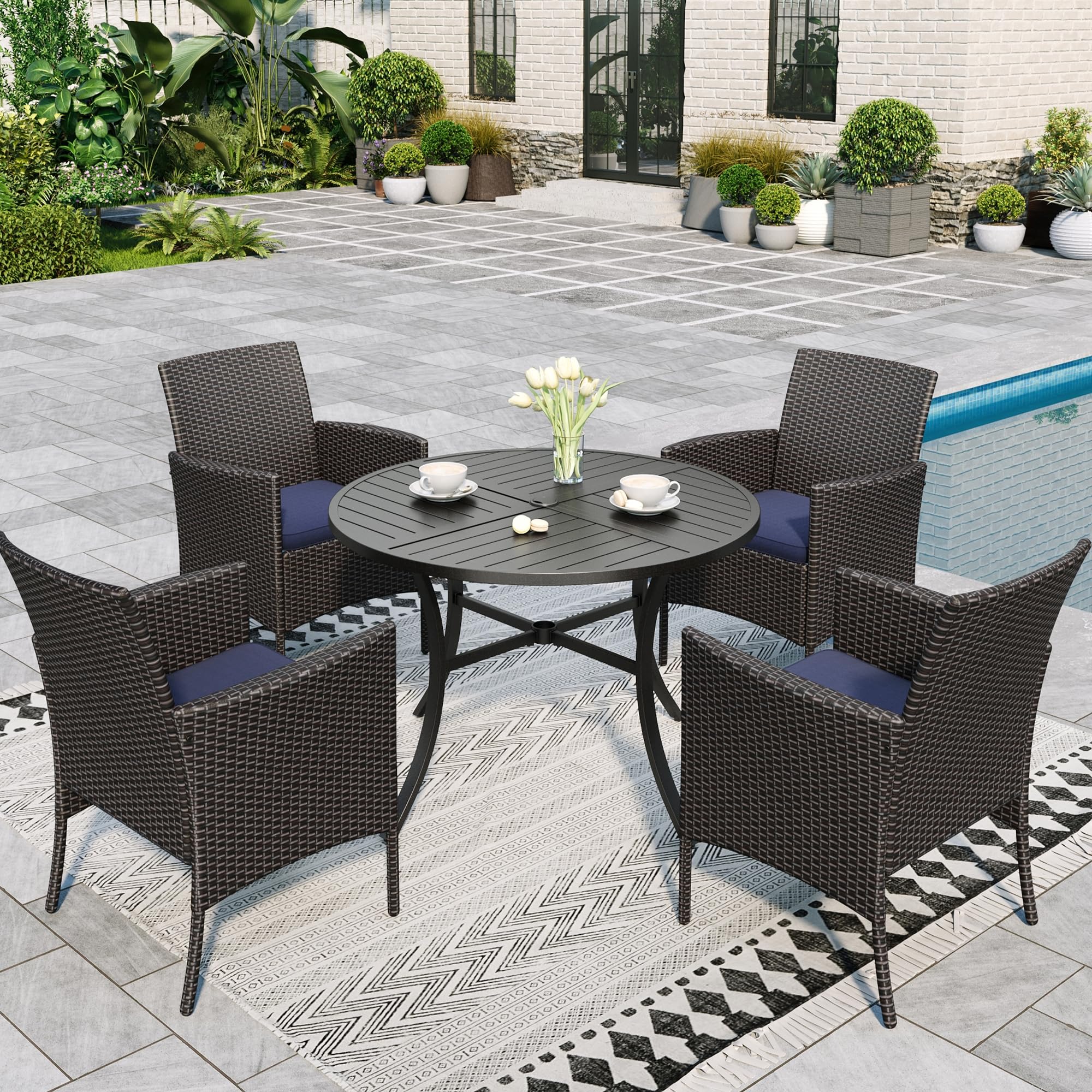 Sophia & William 5-Piece Round Patio Dining Set - 42
